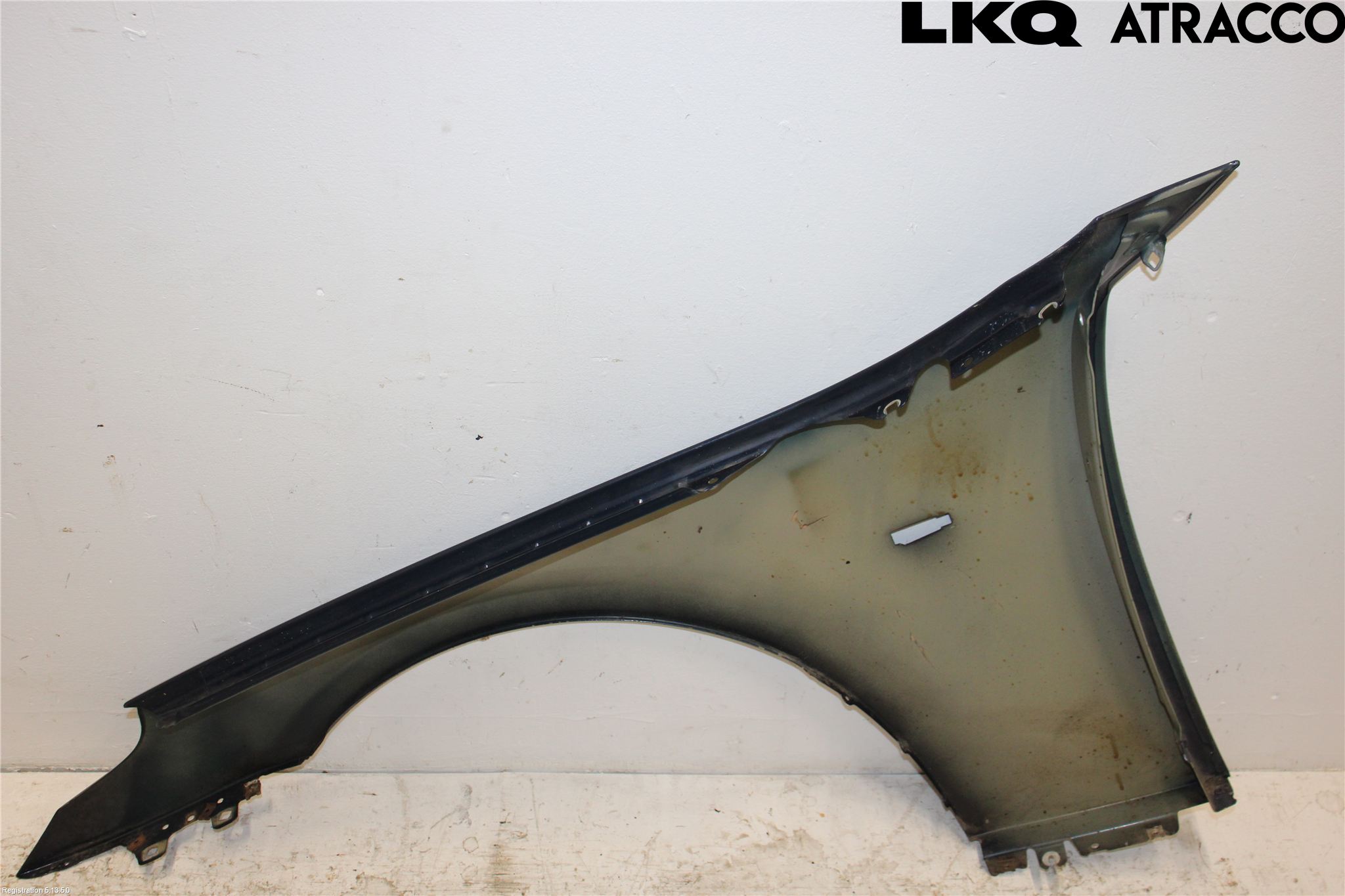 BMW 5 E60/61 Sed/Tou 02-10 Skärm Fram Höger