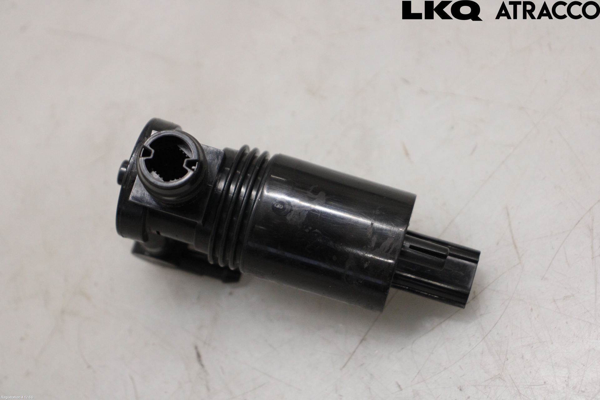 Volvo V40 12-19 Spolarpump Vindruta