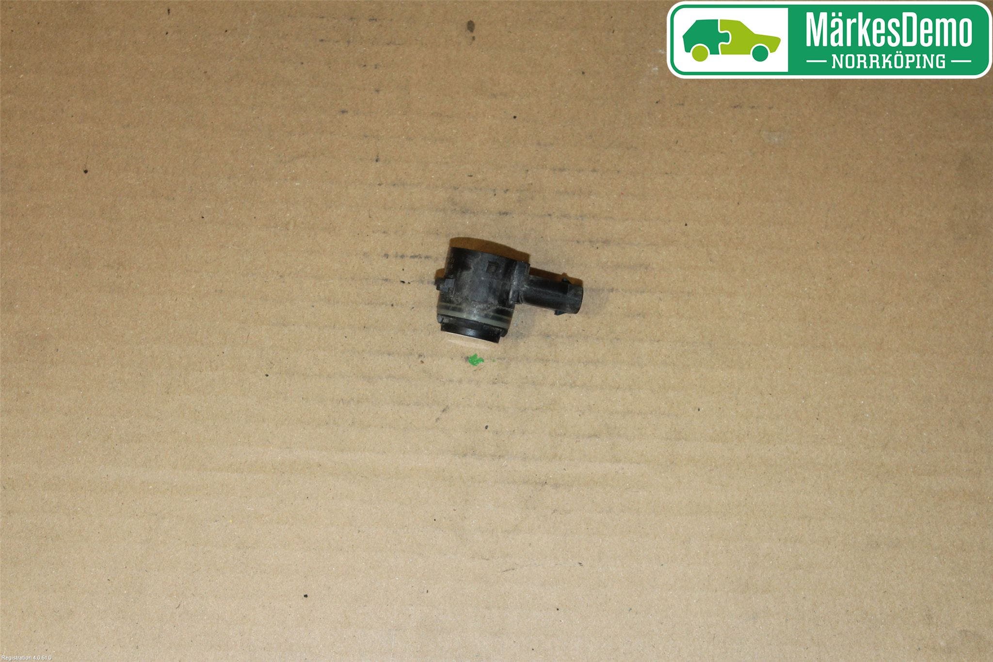 Skoda OCTAVIA (5E) 13-20 Parkeringshjälp Frontsensor