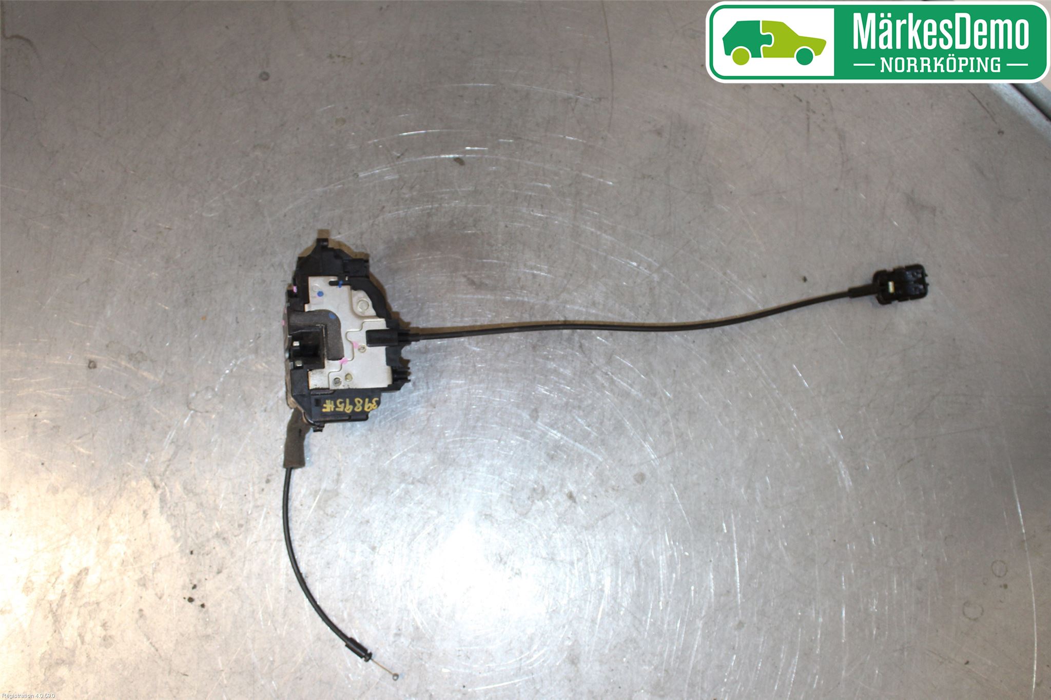 Renault CLIO III  06-09 Låskista-Dörrlås