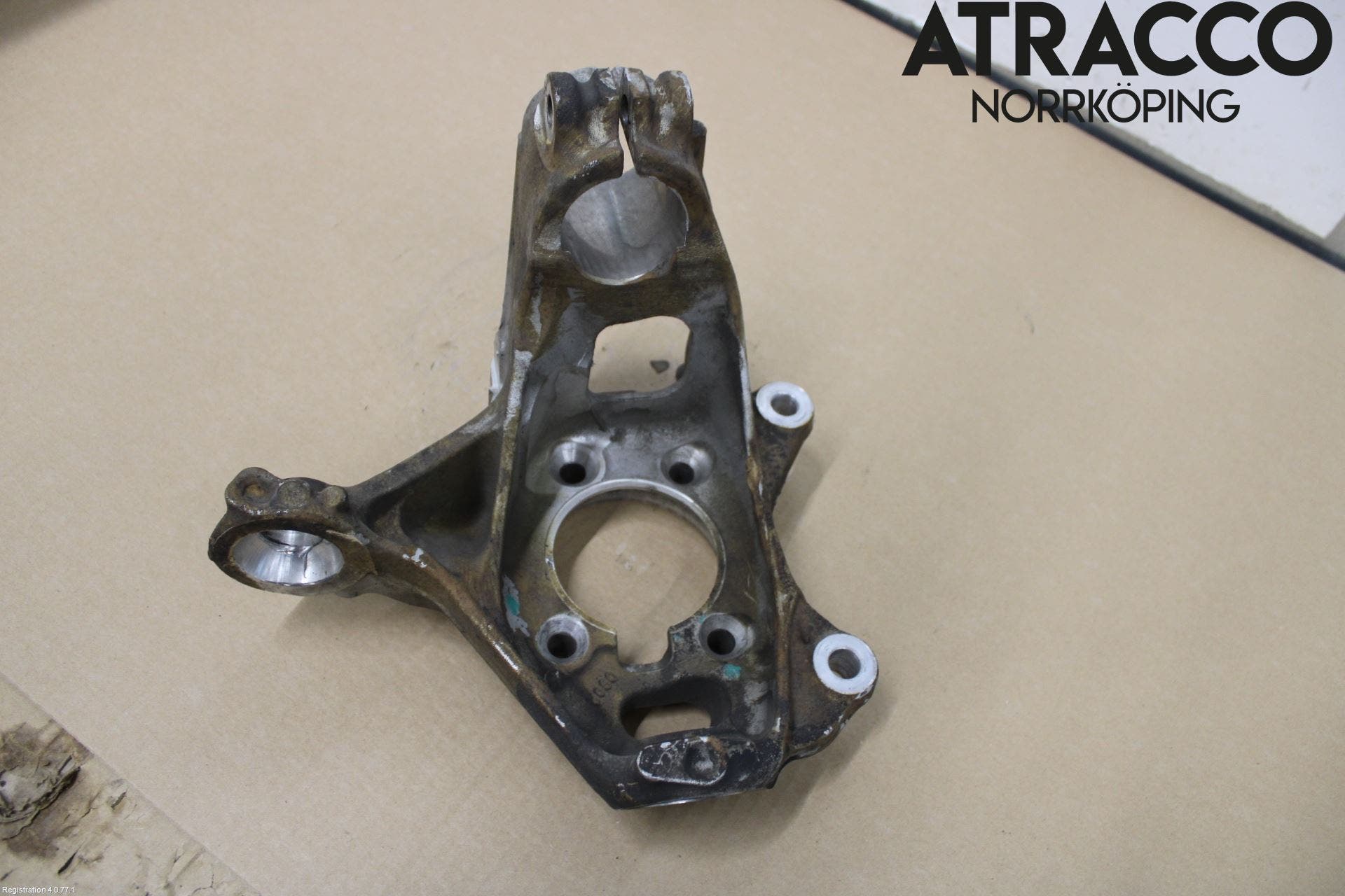 Mercedes-Benz MB A-KLASS (W177) 18- Styrspindel Lagerhus Vä