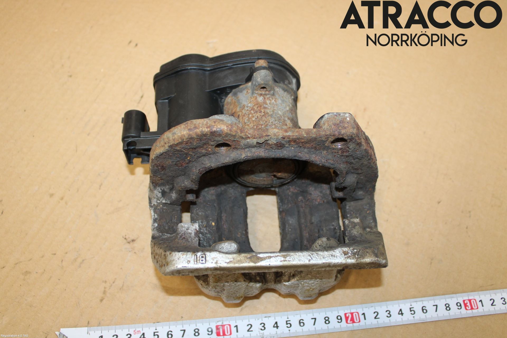 BMW 5 F10/F11/F18 09-17 Bromsok Bak Höger
