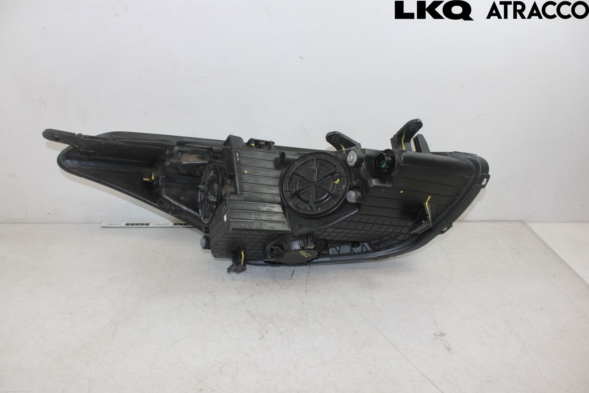 Hyundai i30 GD 13-17 Strålkastare Vänster