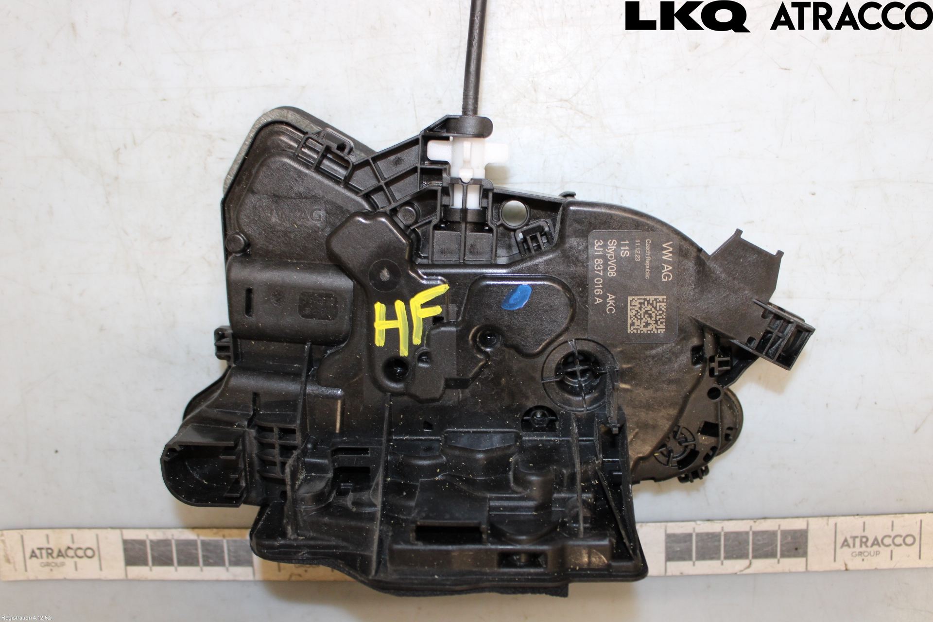 Volkswagen VW PASSAT 24- Låskista-Dörrlås