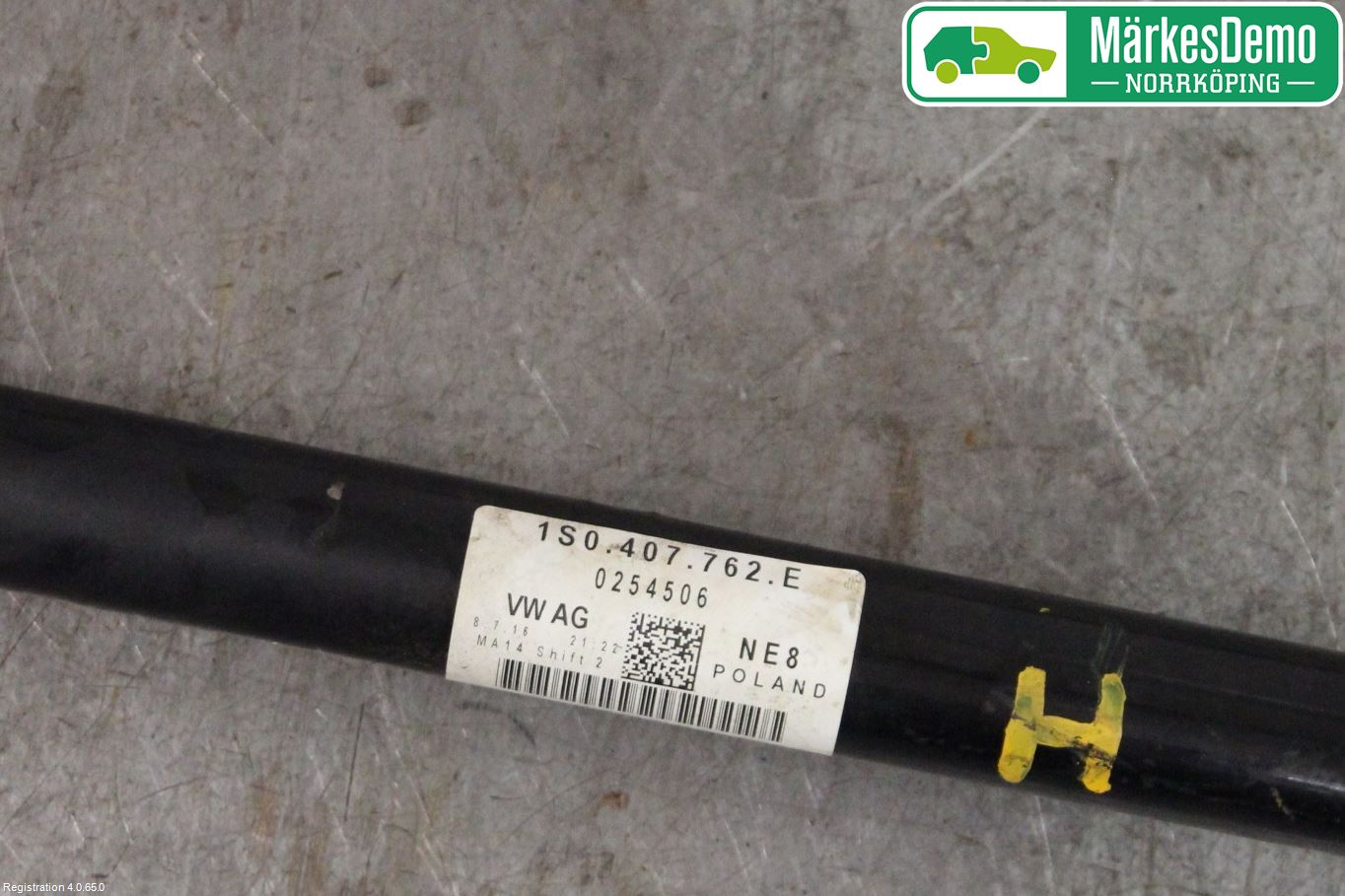 Volkswagen VW UP! / E-UP! Drivaxel Fram Höger