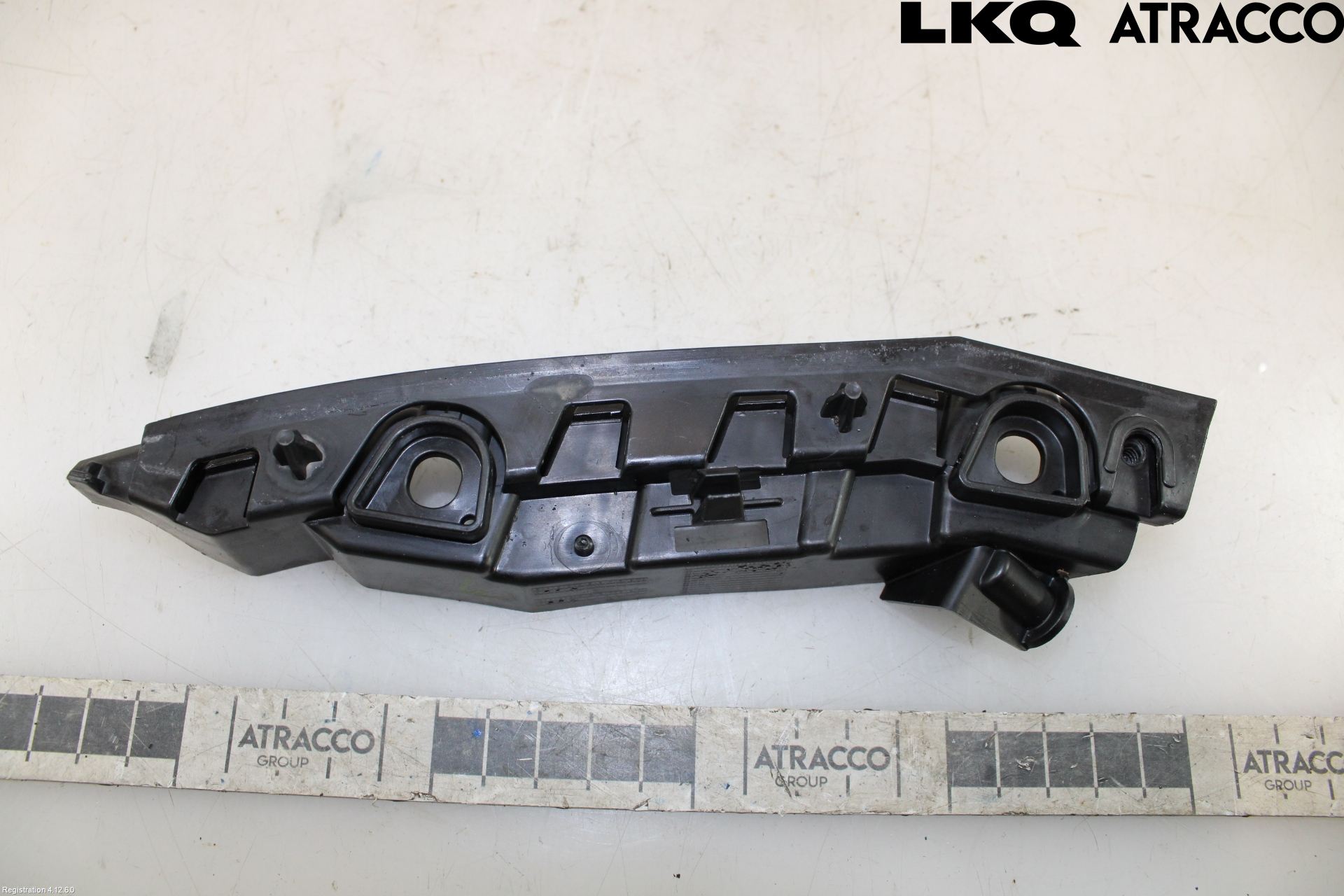 Skoda FABIA 22- Stötfångarfäste Fram Hö