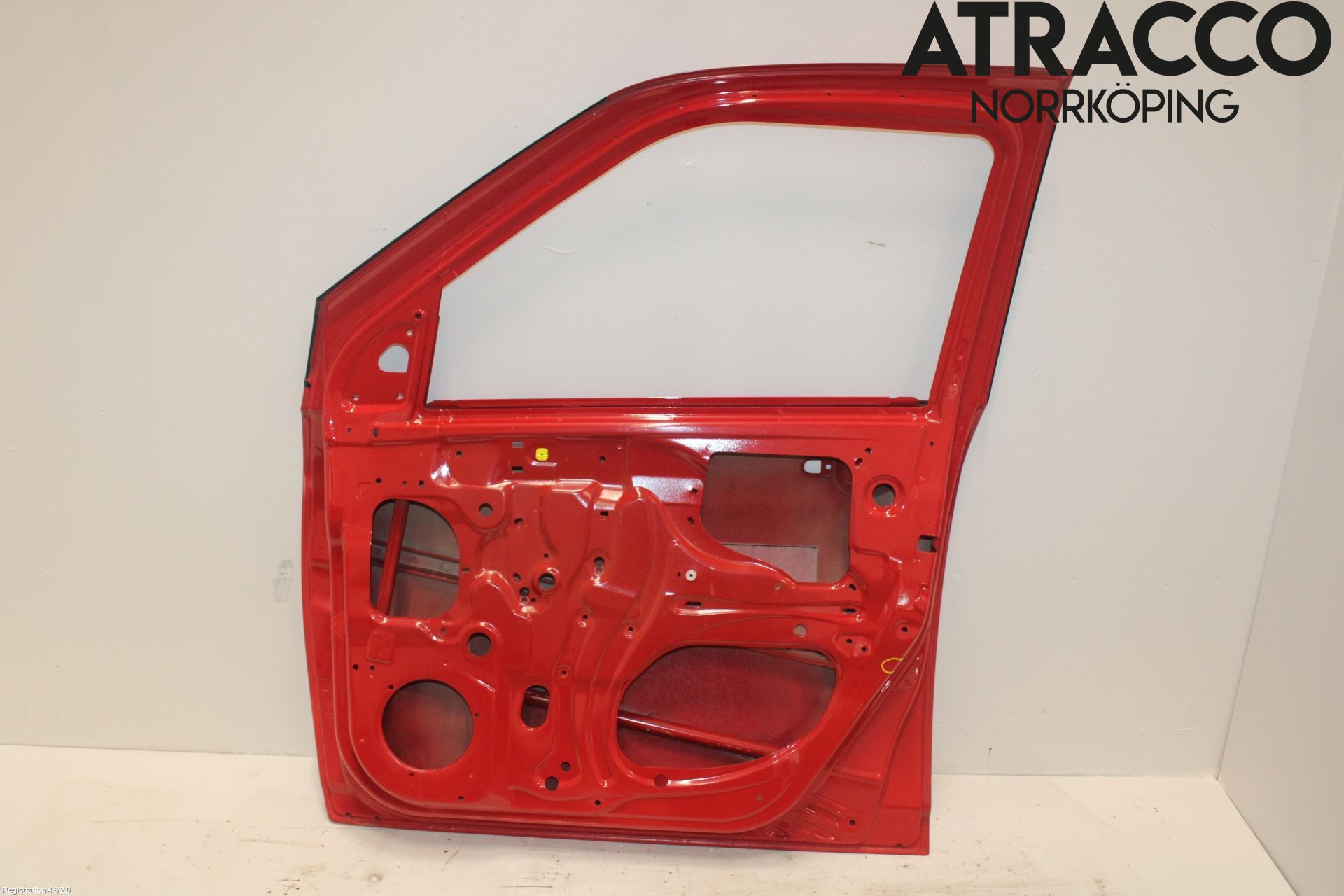 Suzuki SWIFT 05-10 Dörr Fram Höger