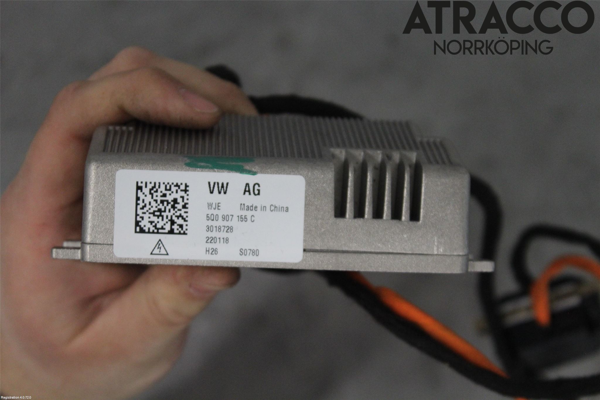Volkswagen VW ARTEON 17- Inverter 12 -> 220 V