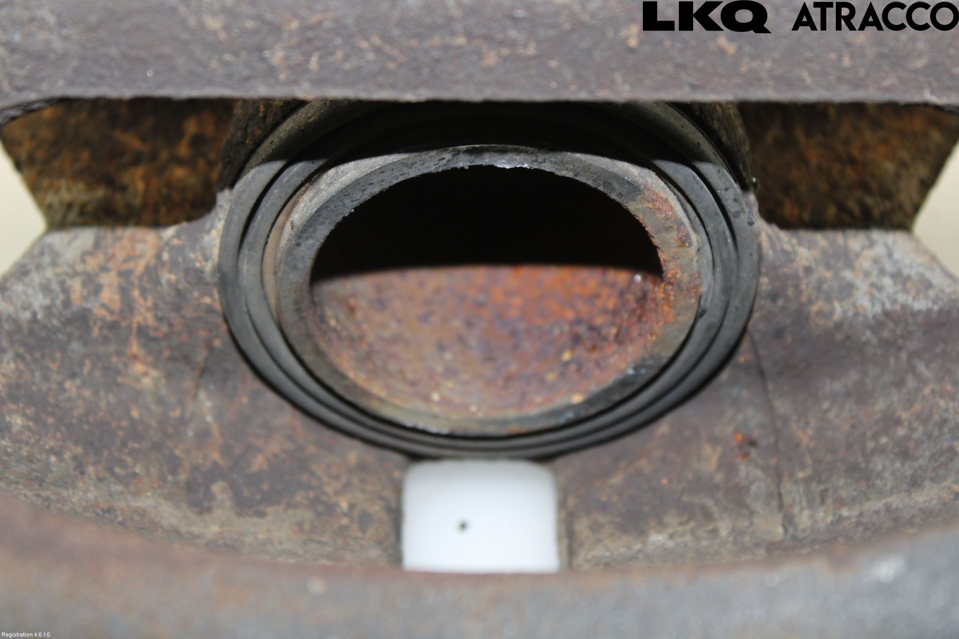 Volkswagen VW CADDY 21- Bromsok Fram Höger