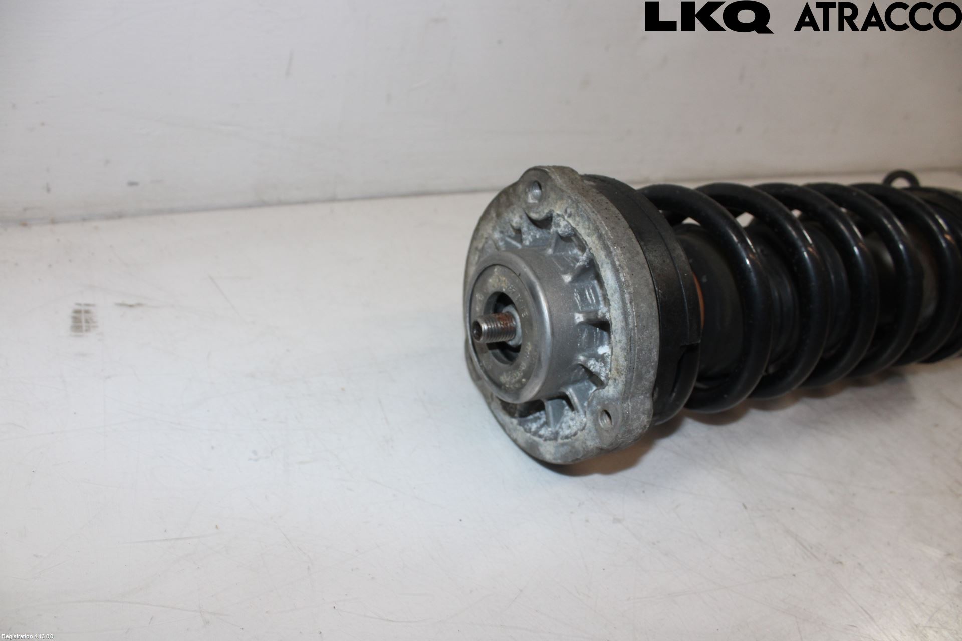 BMW 5 F10/F11/F18 09-17 Fjäderben Fram Höger