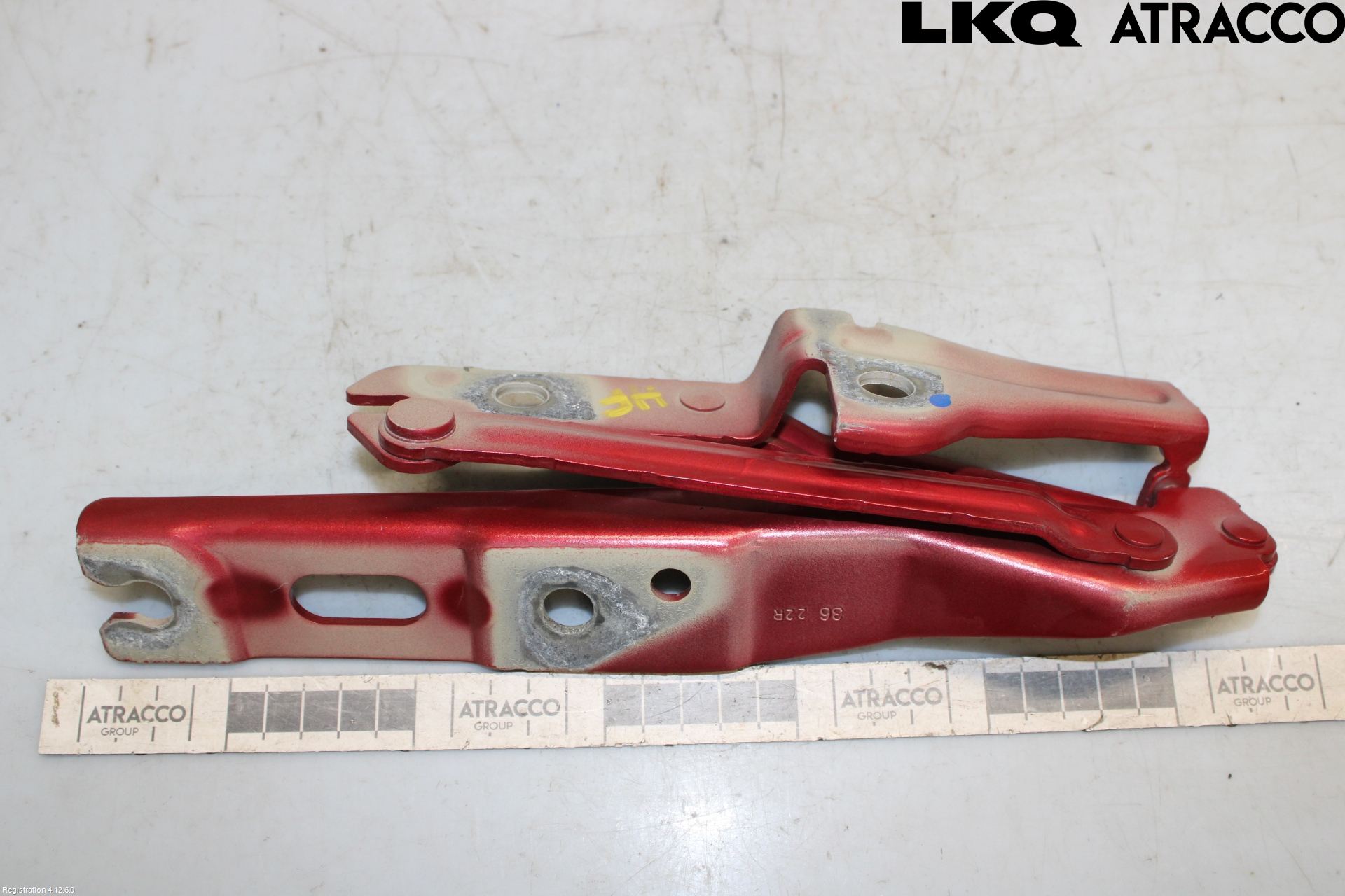 Volkswagen VW ID.3 21- Huvgångjärn