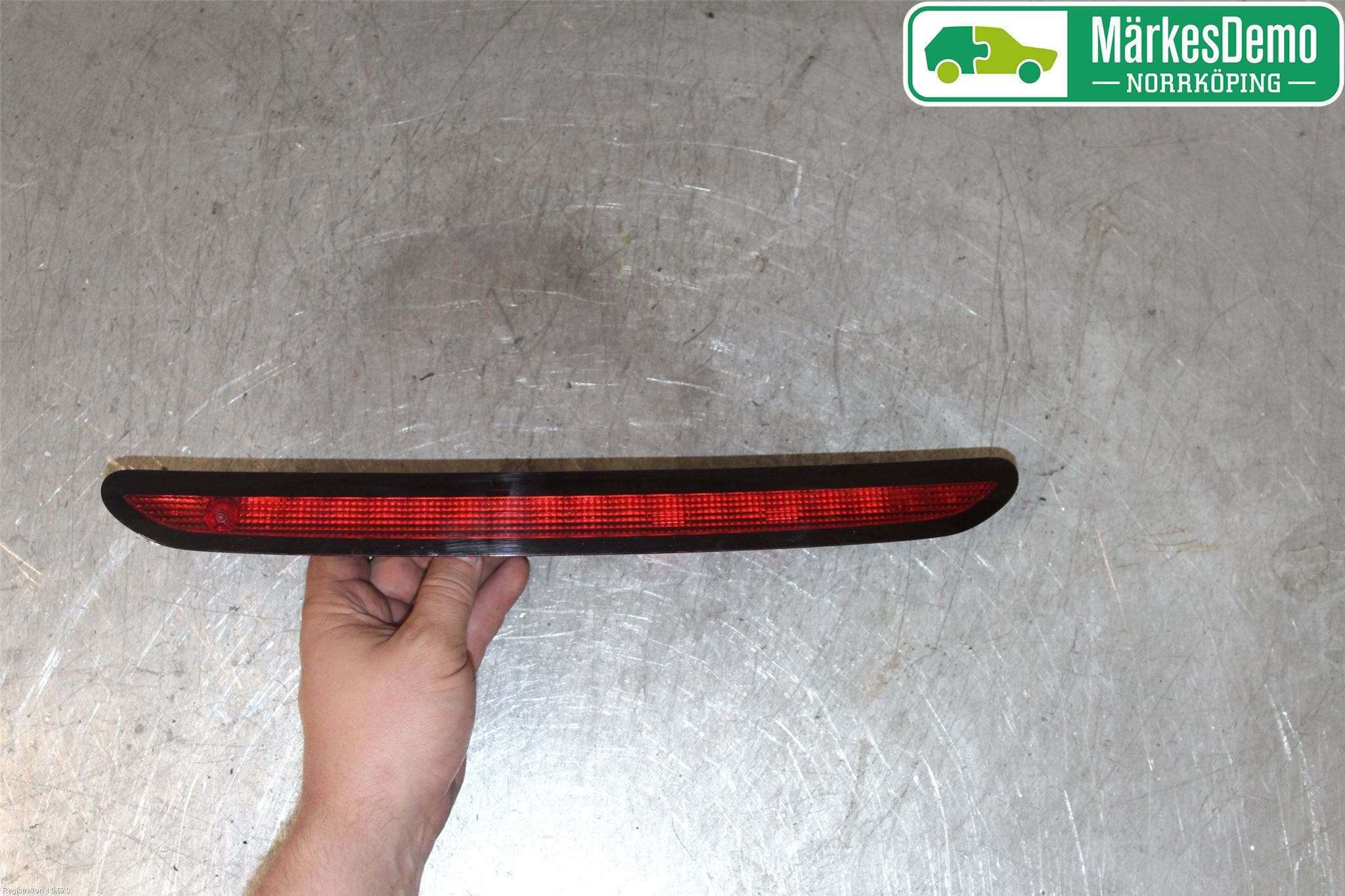 Volkswagen VW TIGUAN 16-24 Bromsljus Bakruta