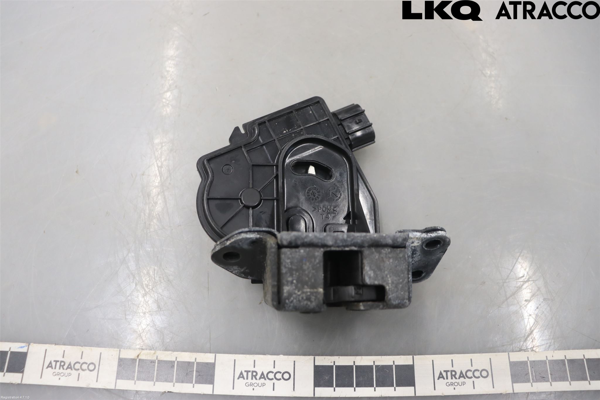 Toyota PRIUS+ ZVW40 12-20 Låskista Baklucka