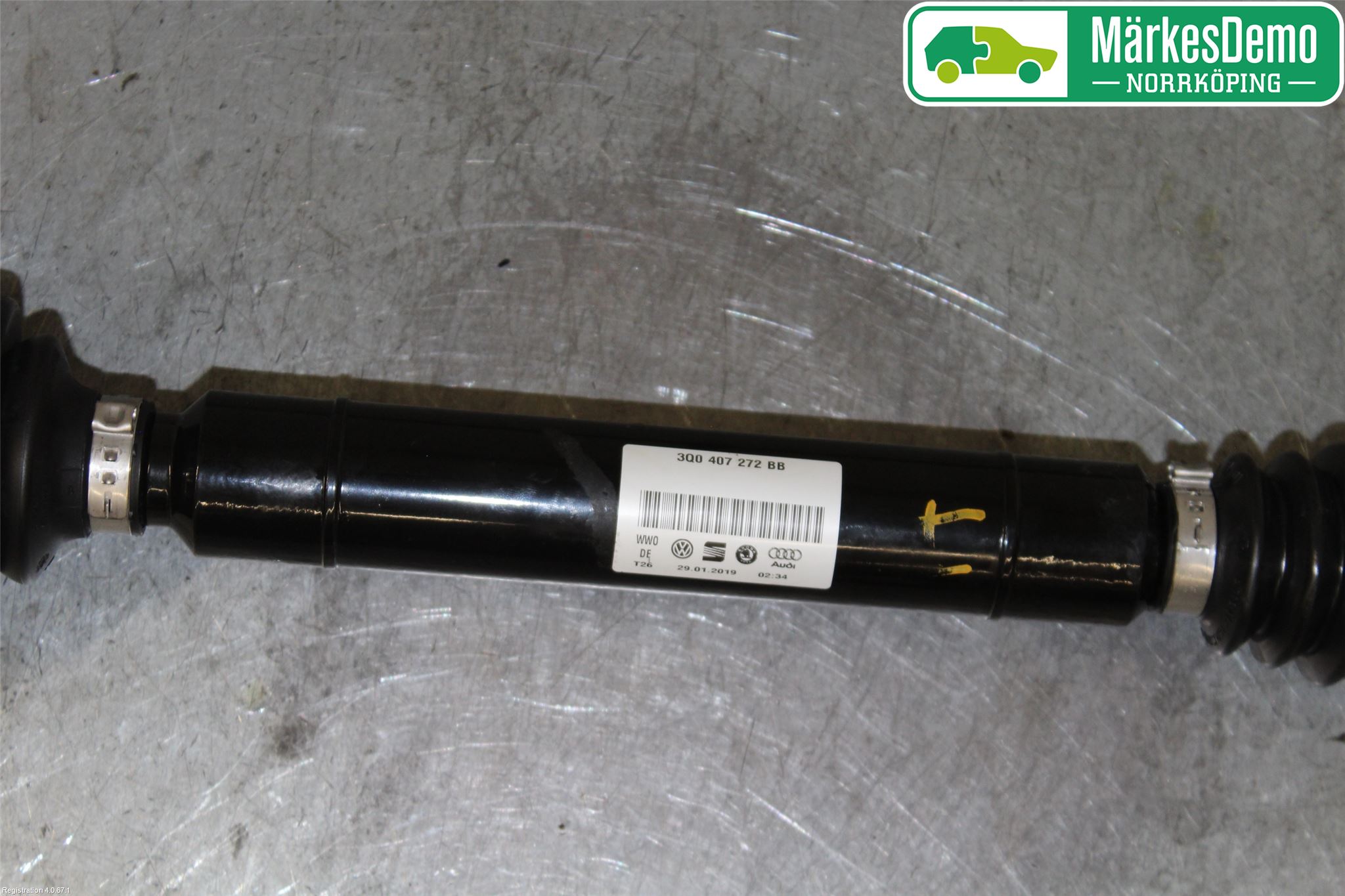 Skoda SUPERB 16-24 Drivaxel Fram Höger