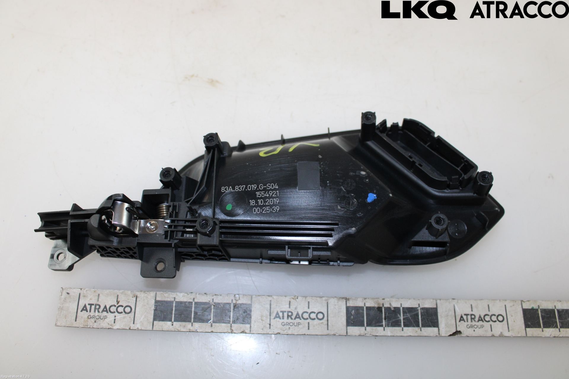 Audi Q3 F3 19- Dörrhandtag Inre Vä