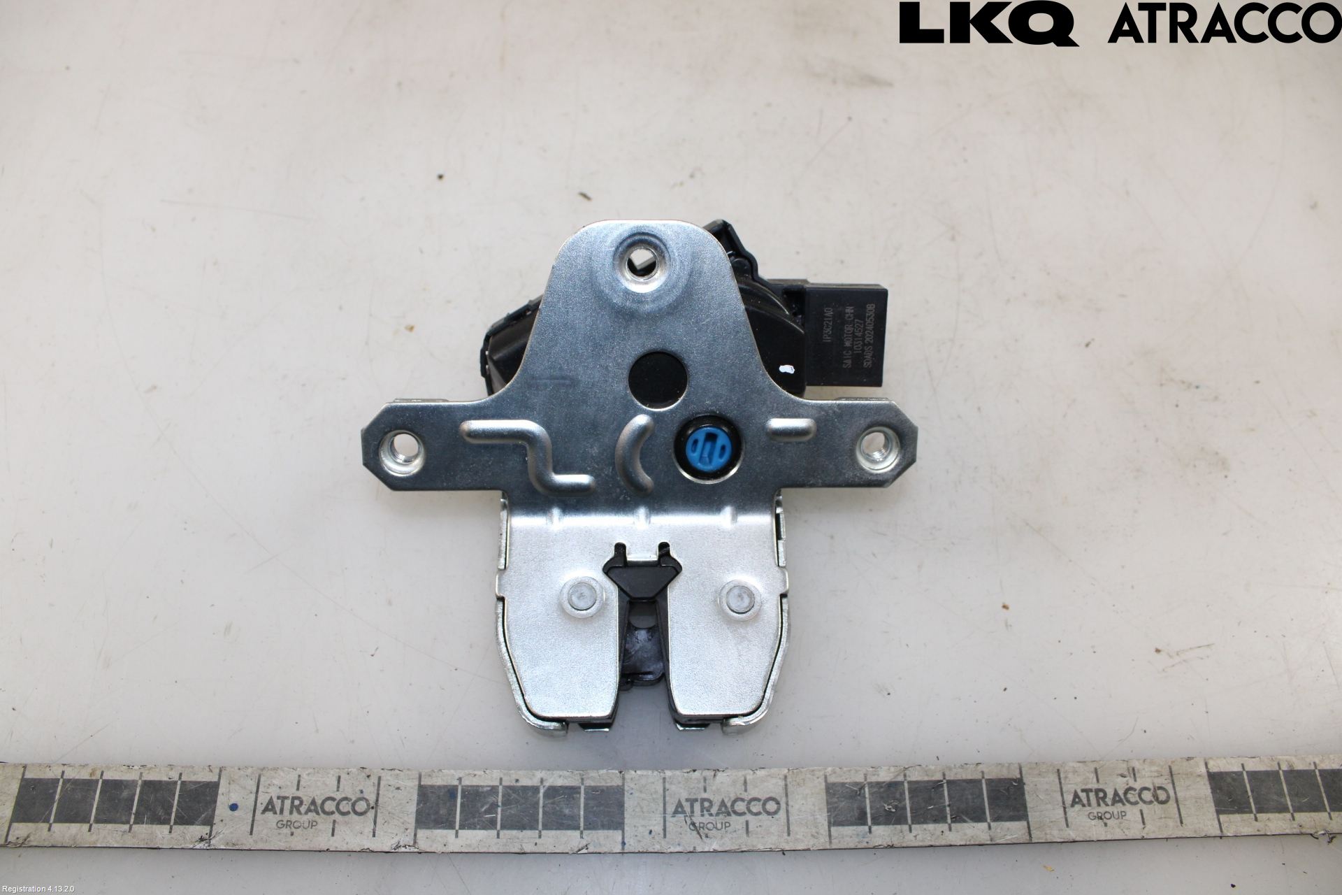 MG 3 HYBRID+ 25- Låskista Baklucka