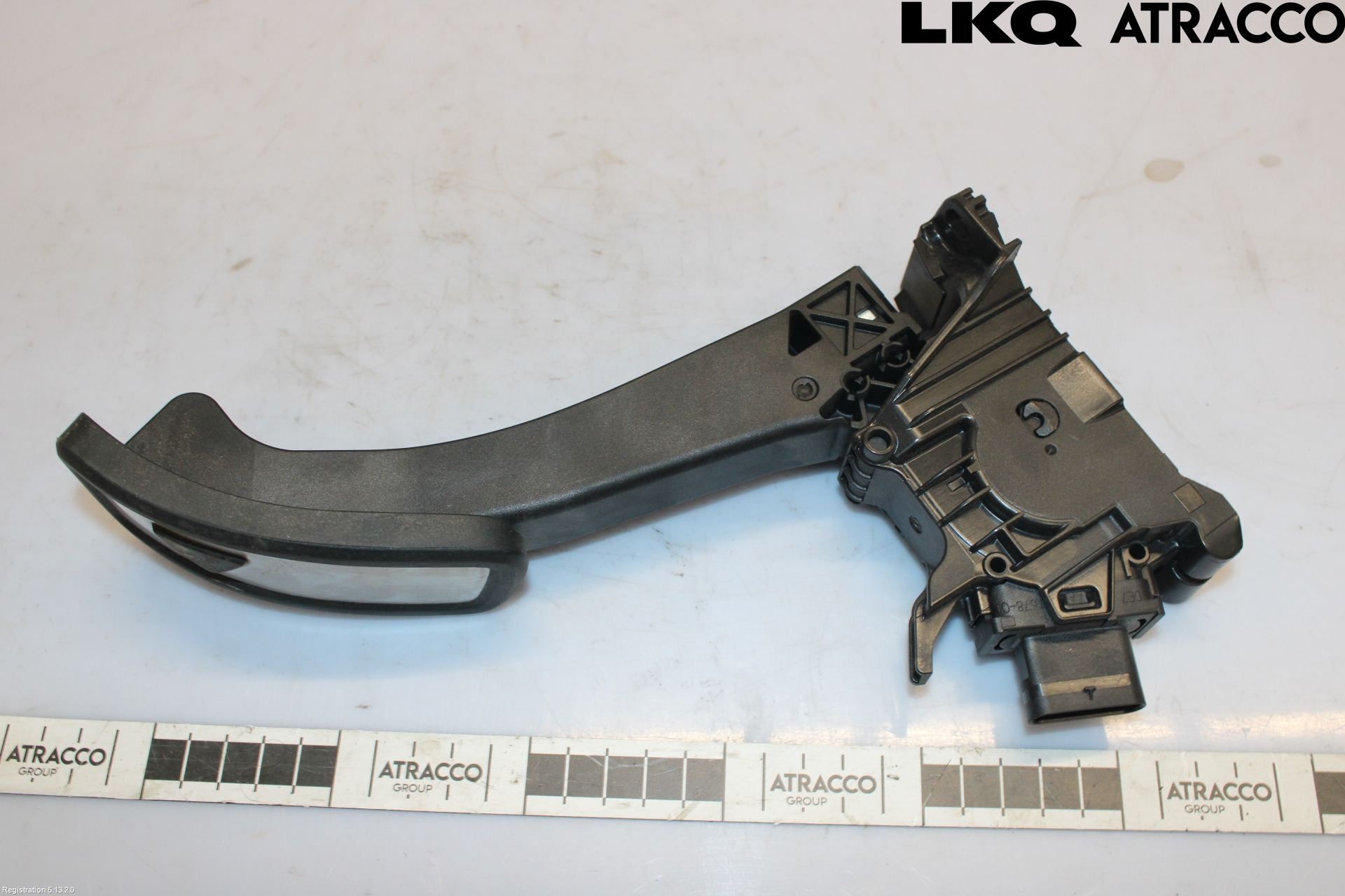 Volkswagen VW ID.7/TOURER 24- Gaspedal