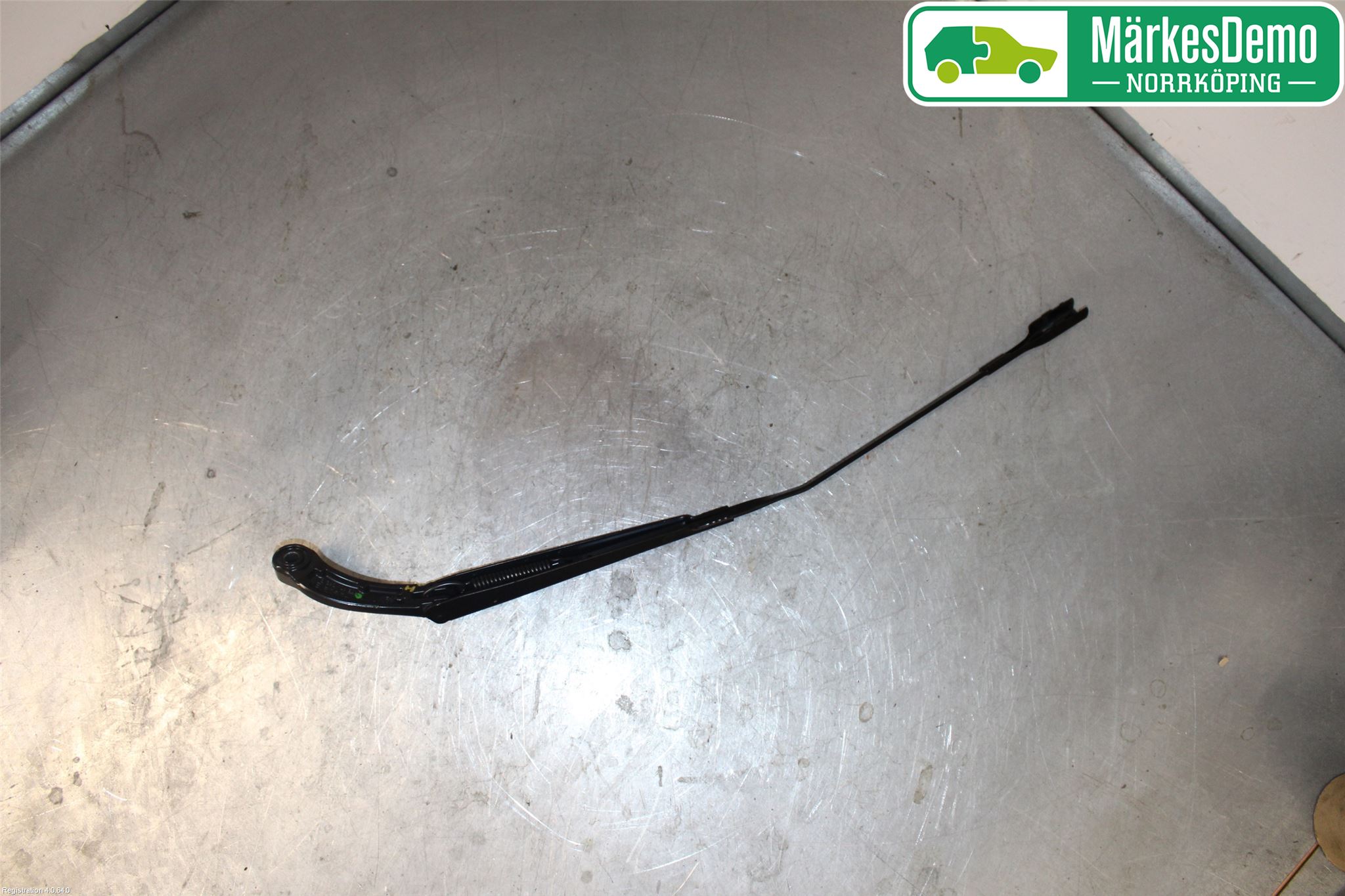 Audi A3/S3 8V 13-20 Torkararm Armar Vindruta