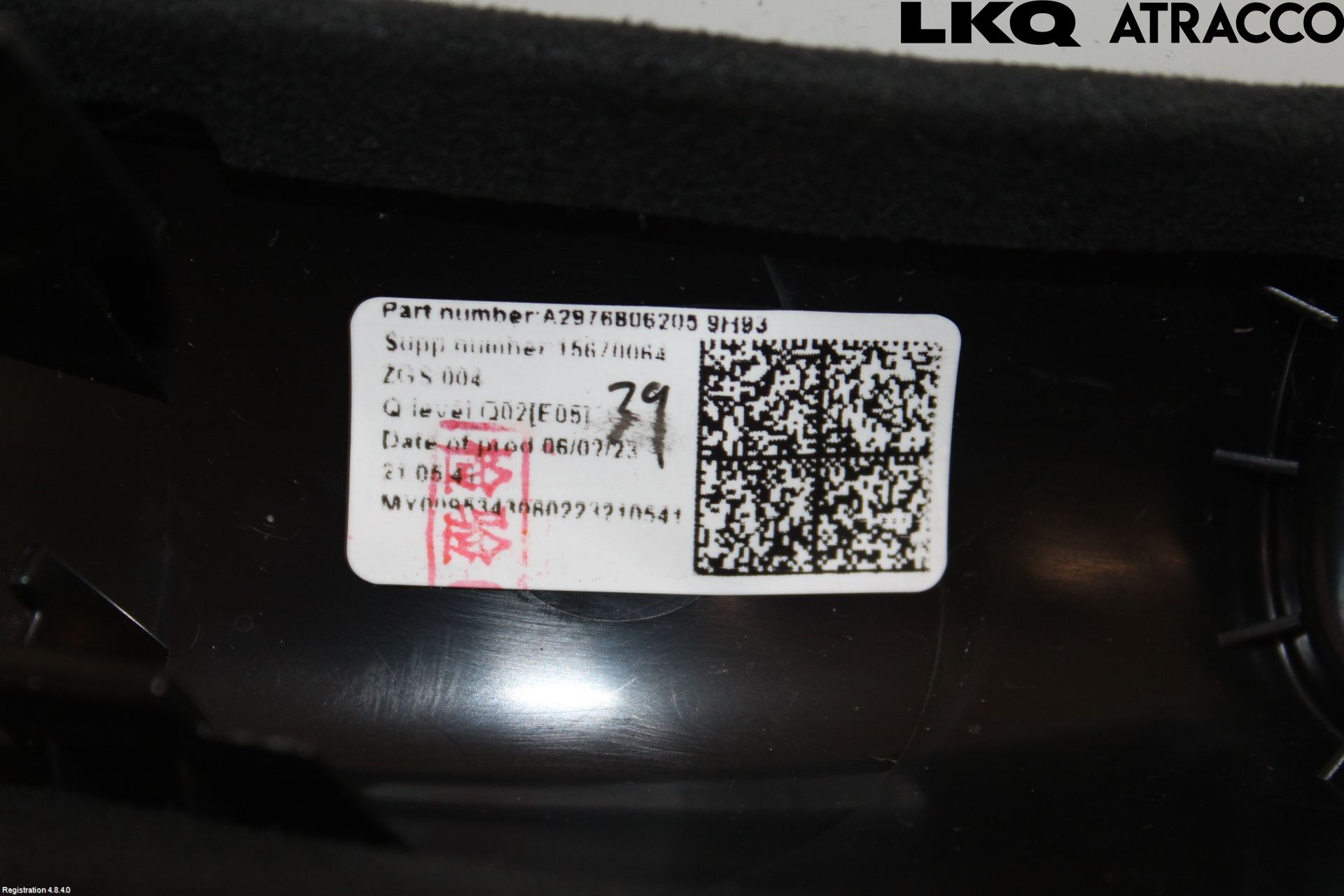 Mercedes-Benz MB EQE (V295) 22- Instrumentkonsoll Mitt
