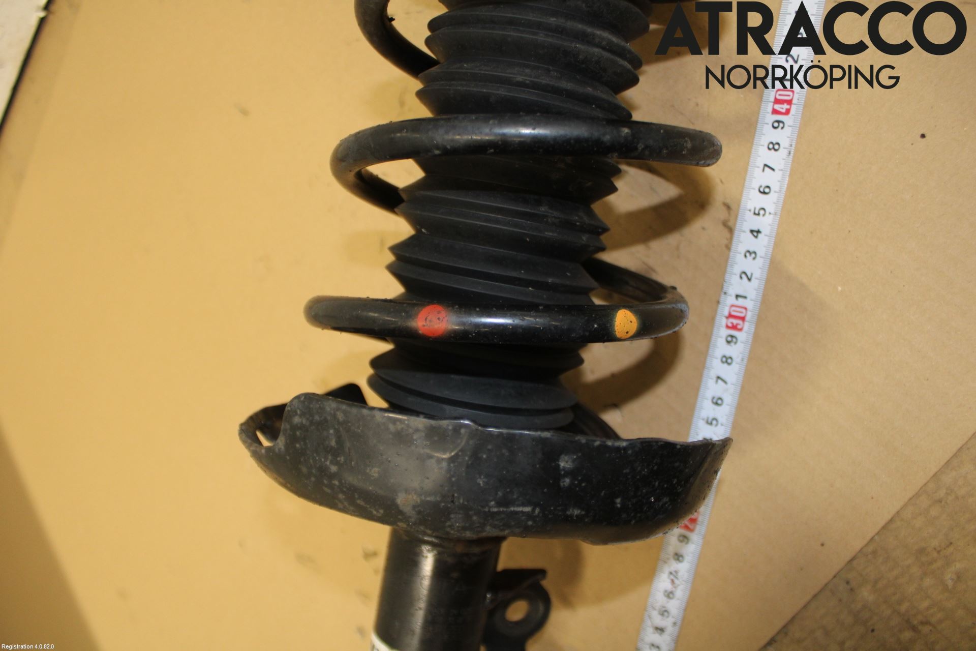 Toyota COROLLA 19- Fjäderben Fram Höger