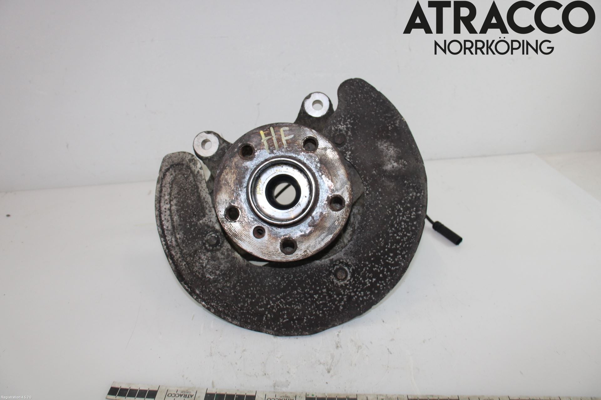 BMW 2 F46 GRAN TOURER 15-22 Styrspindel Lagerhus Hö