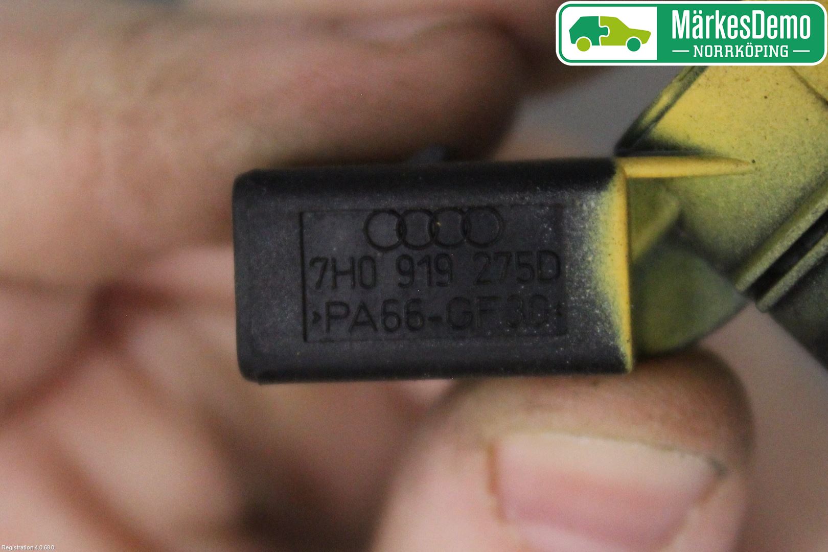 Audi A4/S4 05-07 Parkeringshjälp Frontsensor