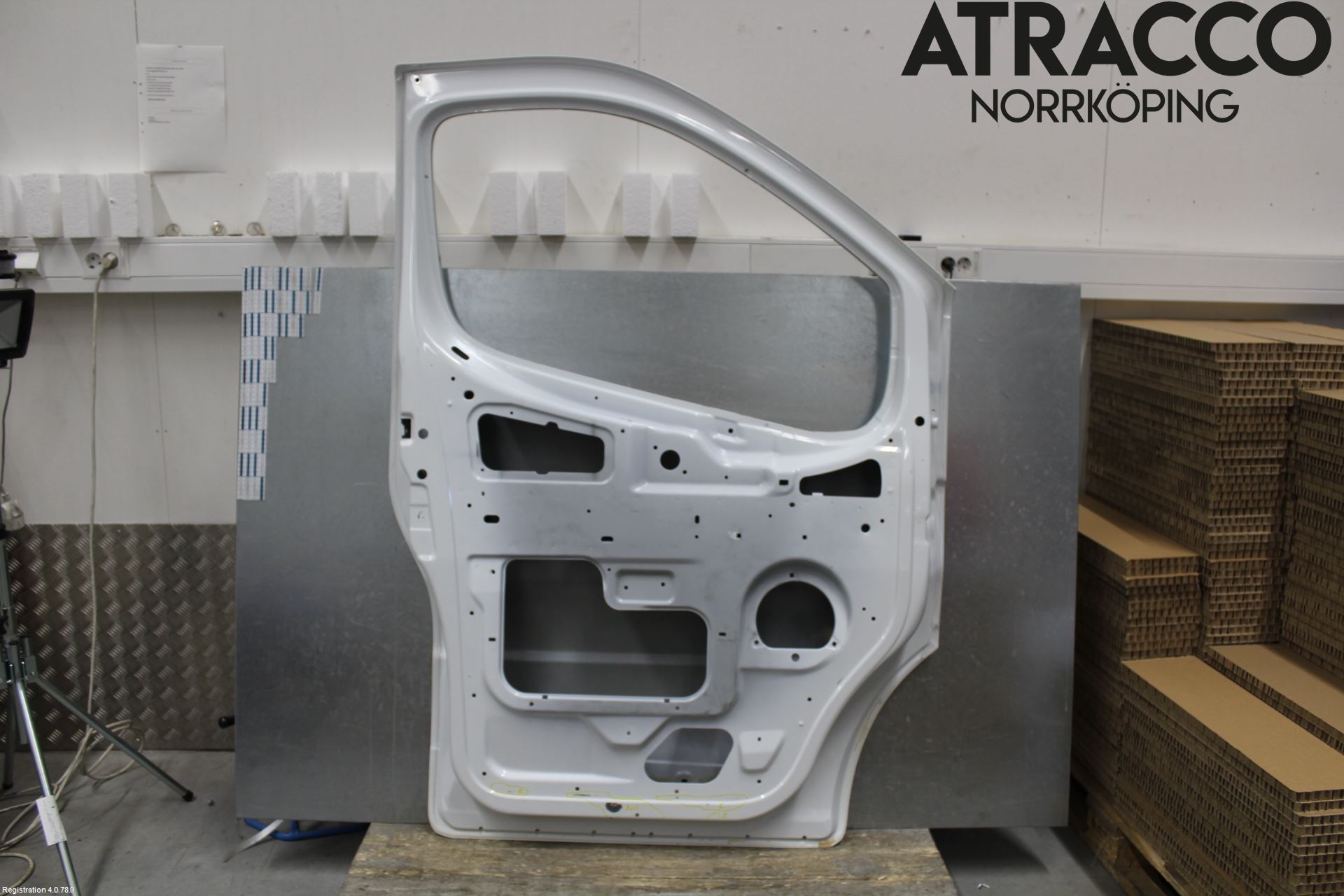 Renault TRAFIC   02-14 Dörr Fram Vänster