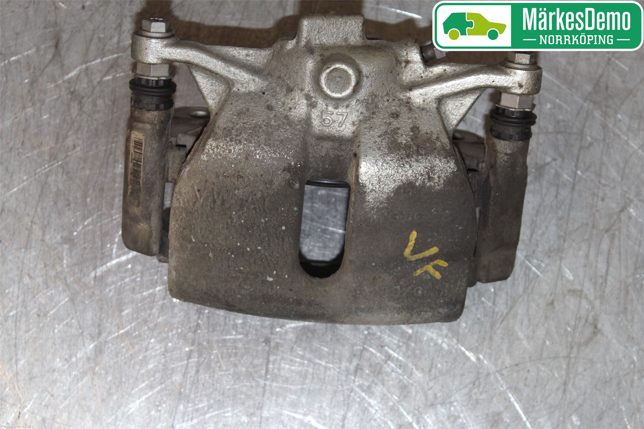 Volkswagen VW PASSAT 15-19 Bromsok Fram Vänster