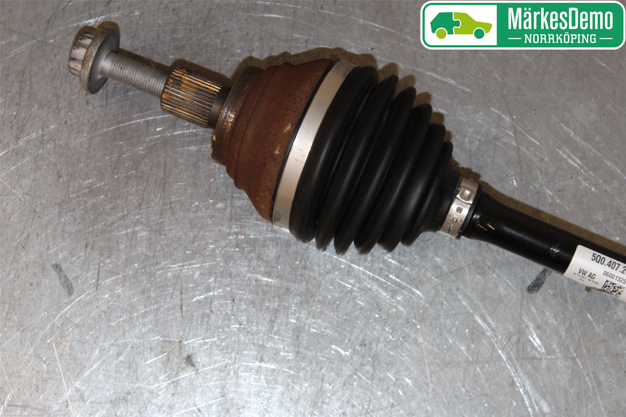 Audi Q2/SQ2 17- Drivaxel Fram Höger