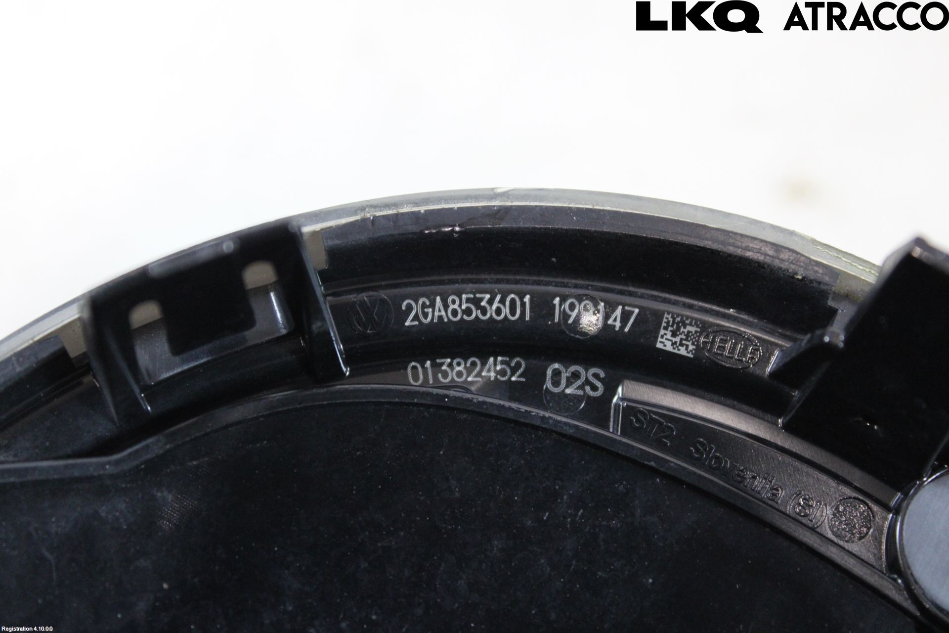 Volkswagen VW POLO VI 18->> Emblem