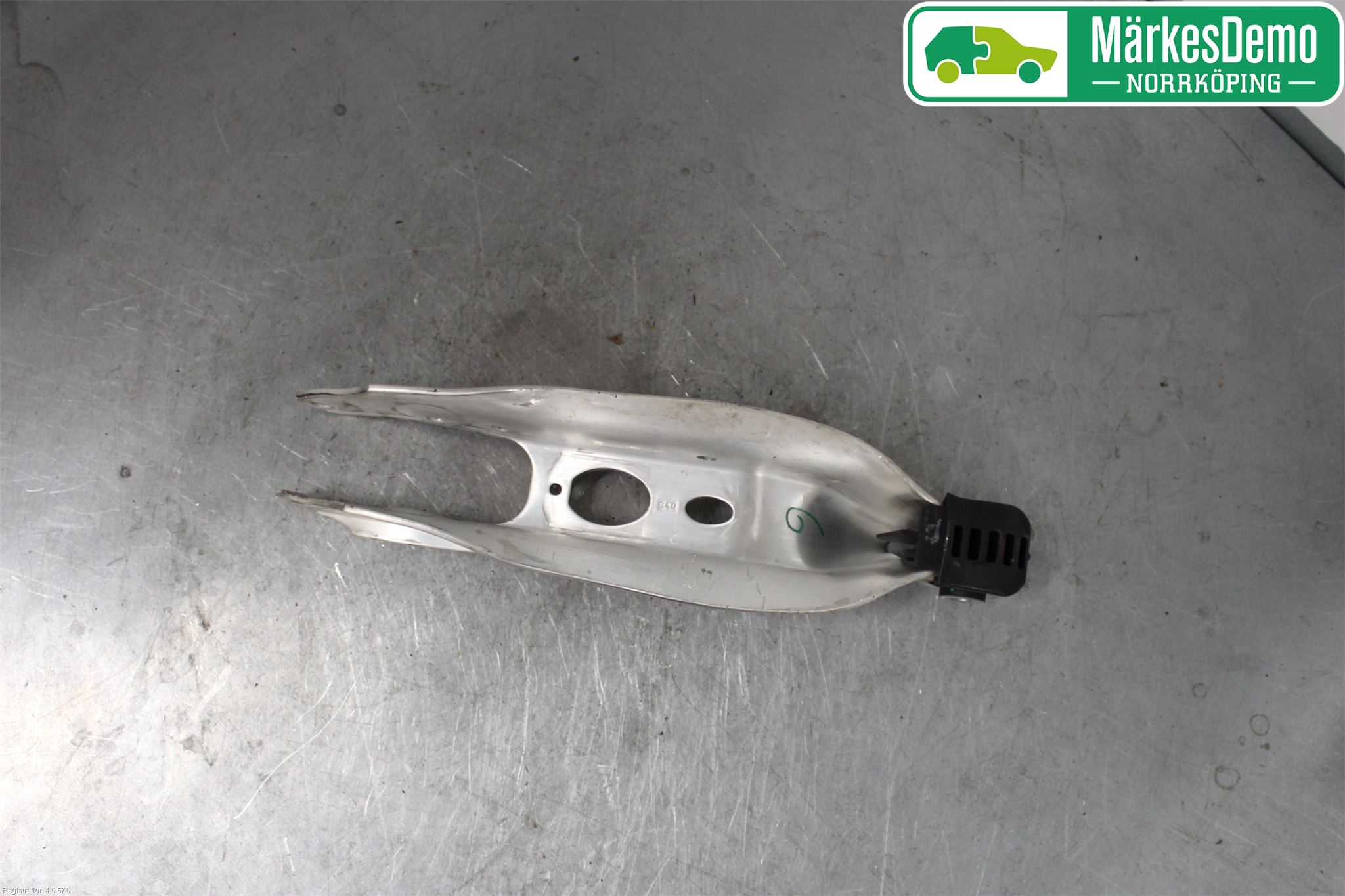 Audi A6 F2/C8 19- Bärarm Bak Vänster