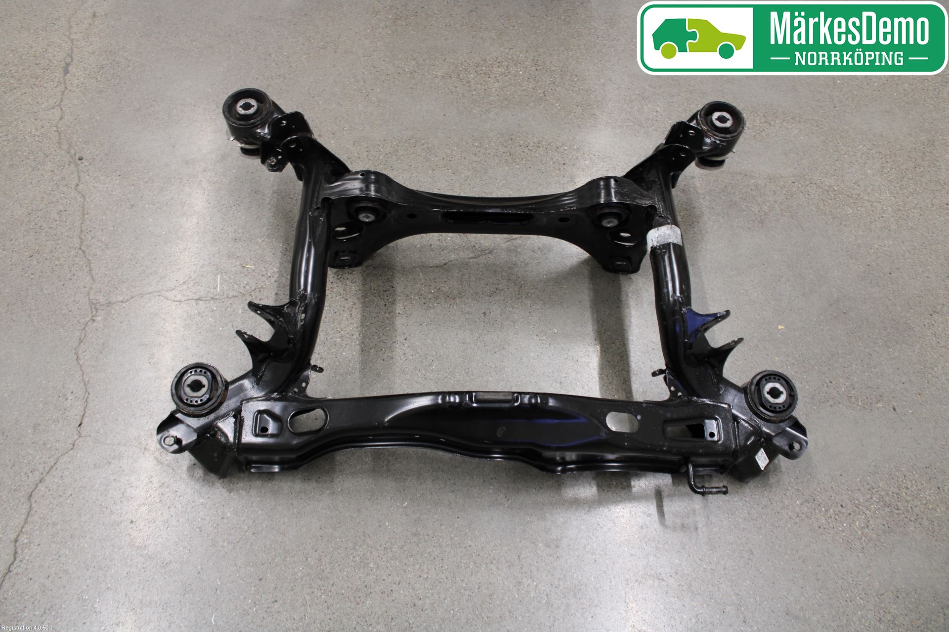 Audi A4/S4 B9 16-19 Bakaxelbalk