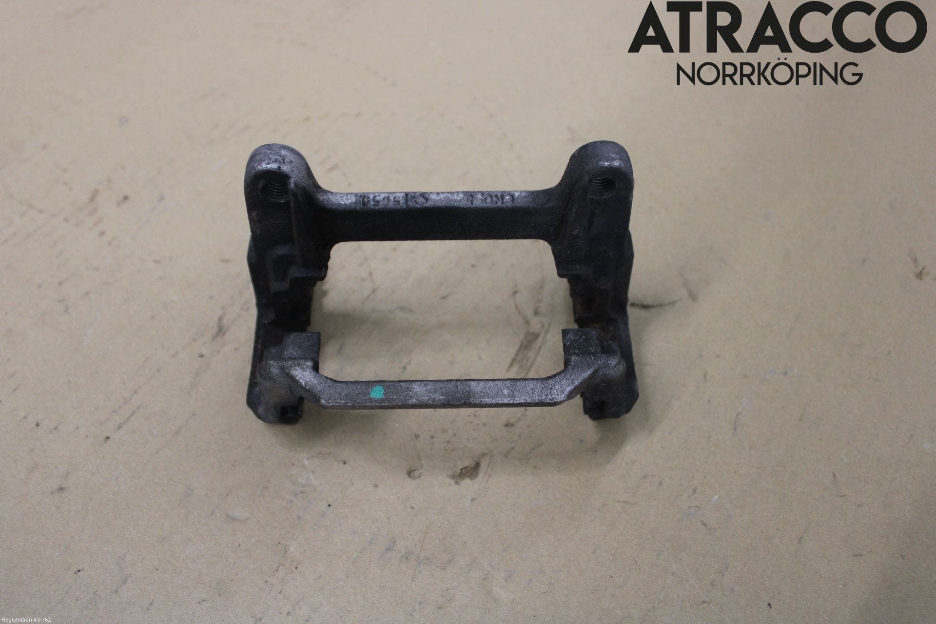 Audi A6 F2/C8 19- Bromsokshållare