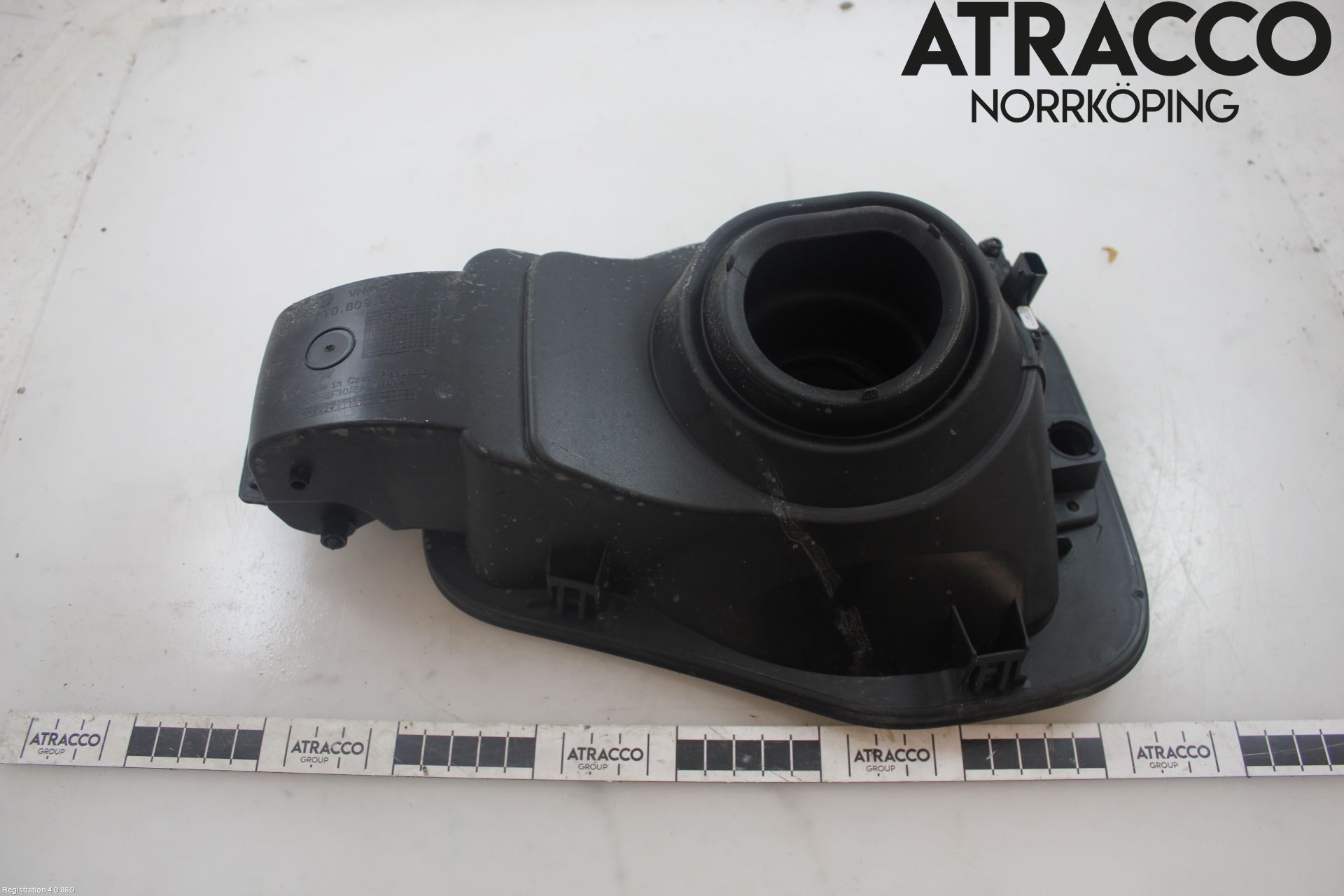 Volkswagen VW TRANSP/CARAVELLE (T7) 22-24 Tanklucka