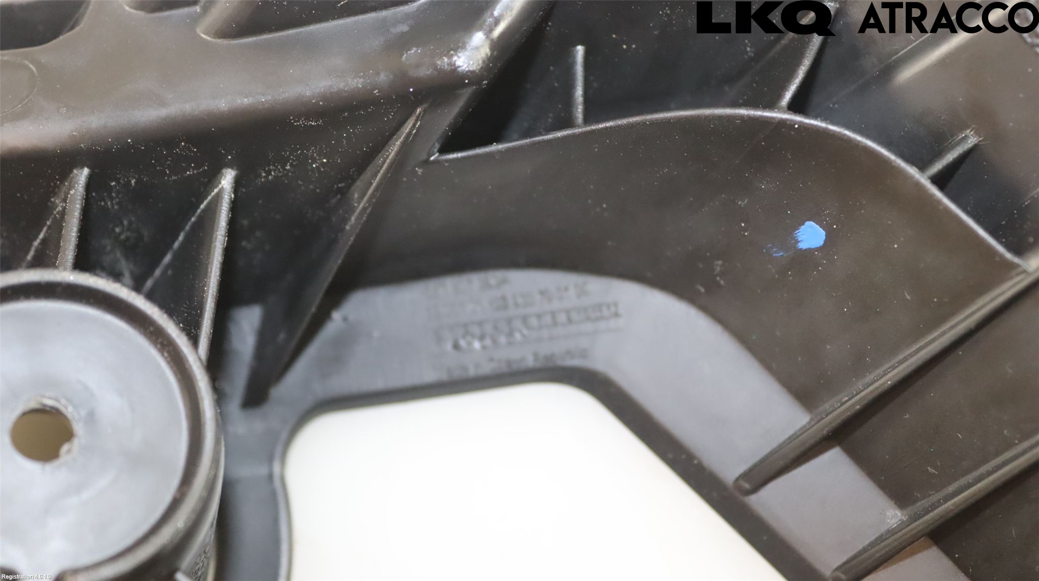 Skoda SCALA 19- Stötfångarfäste Bak Vä