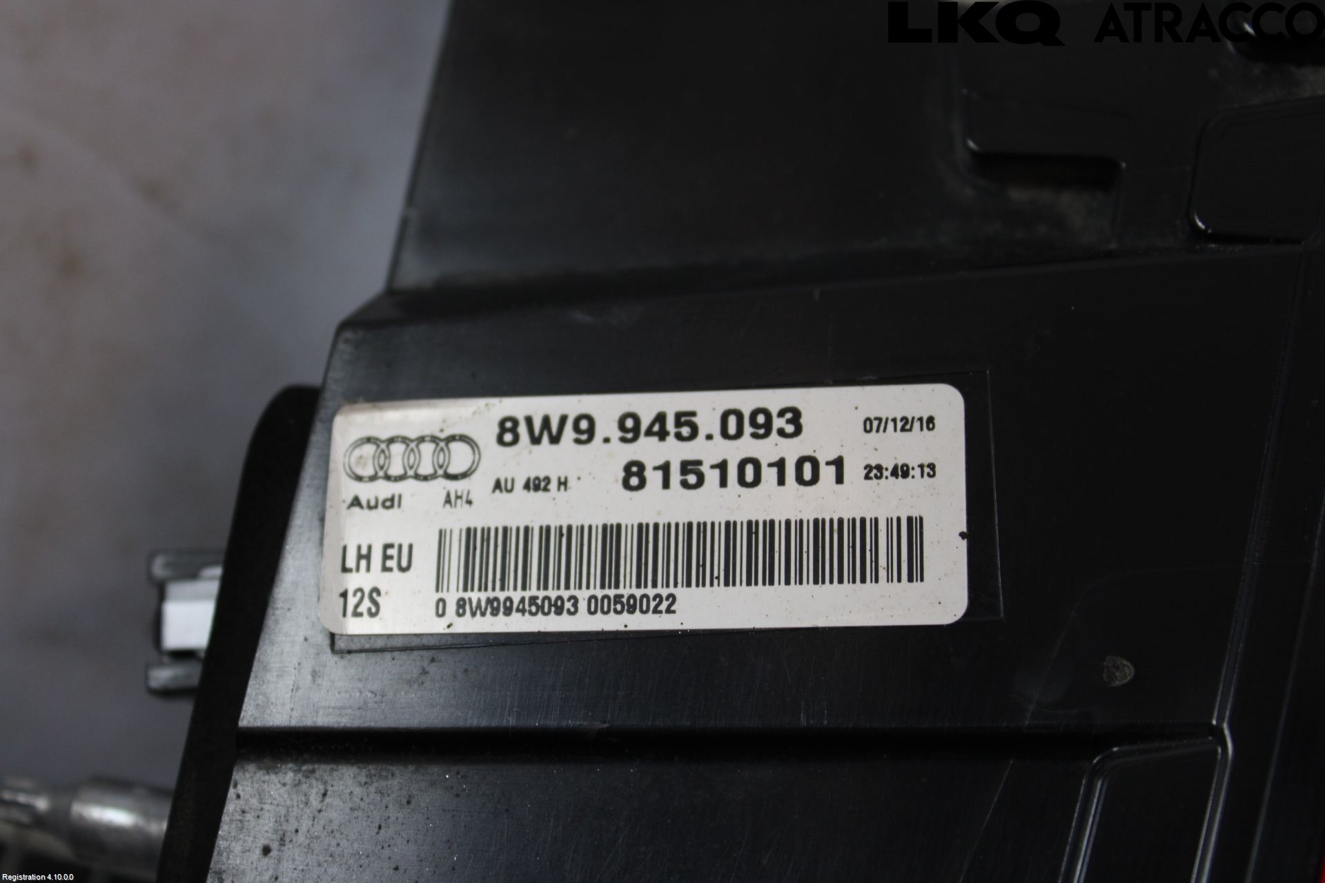 Audi A4/S4 B9 16-19 Bakljus Lucka Vä