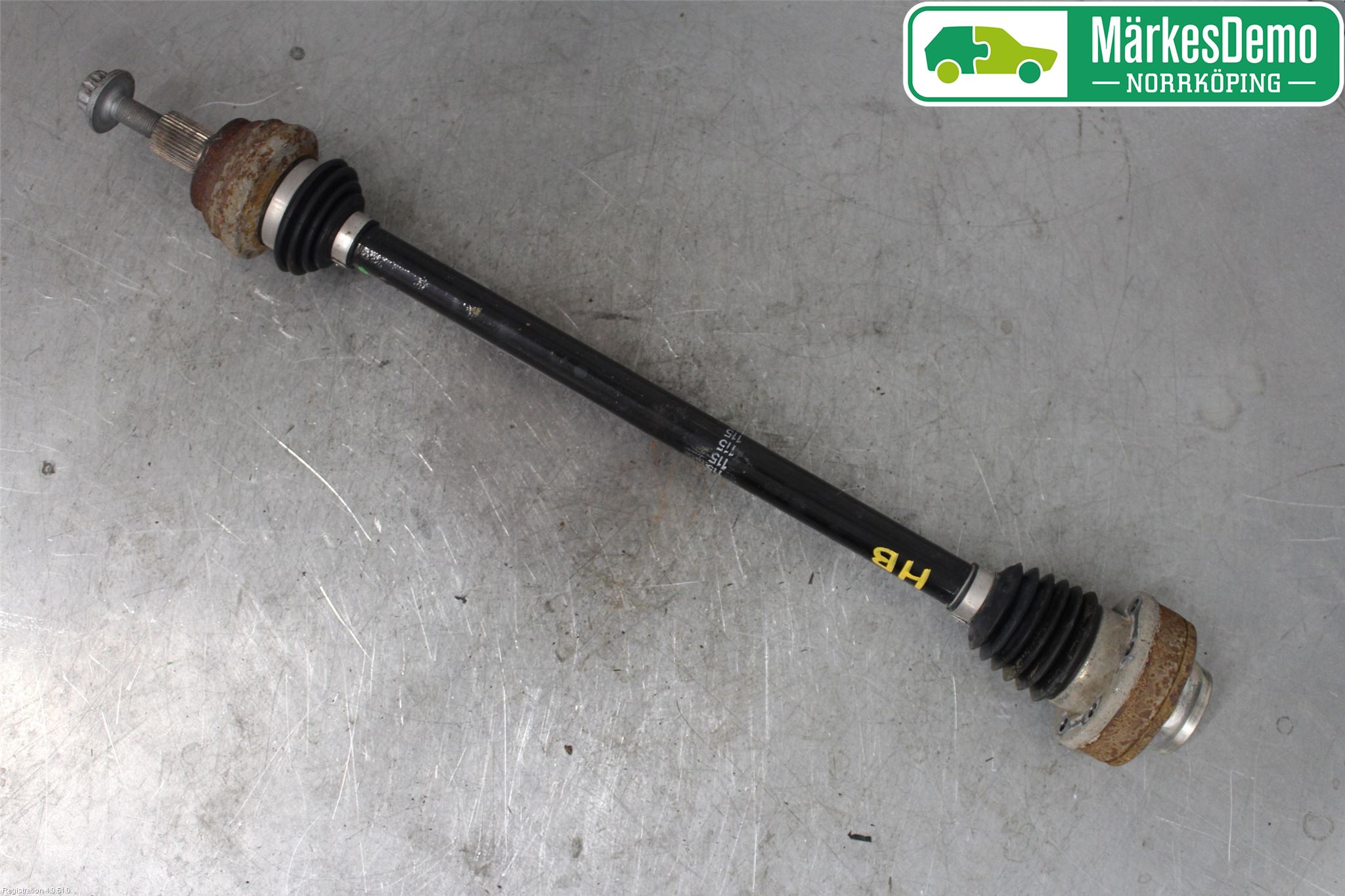 Skoda SUPERB 16-24 Drivaxel Bak Höger