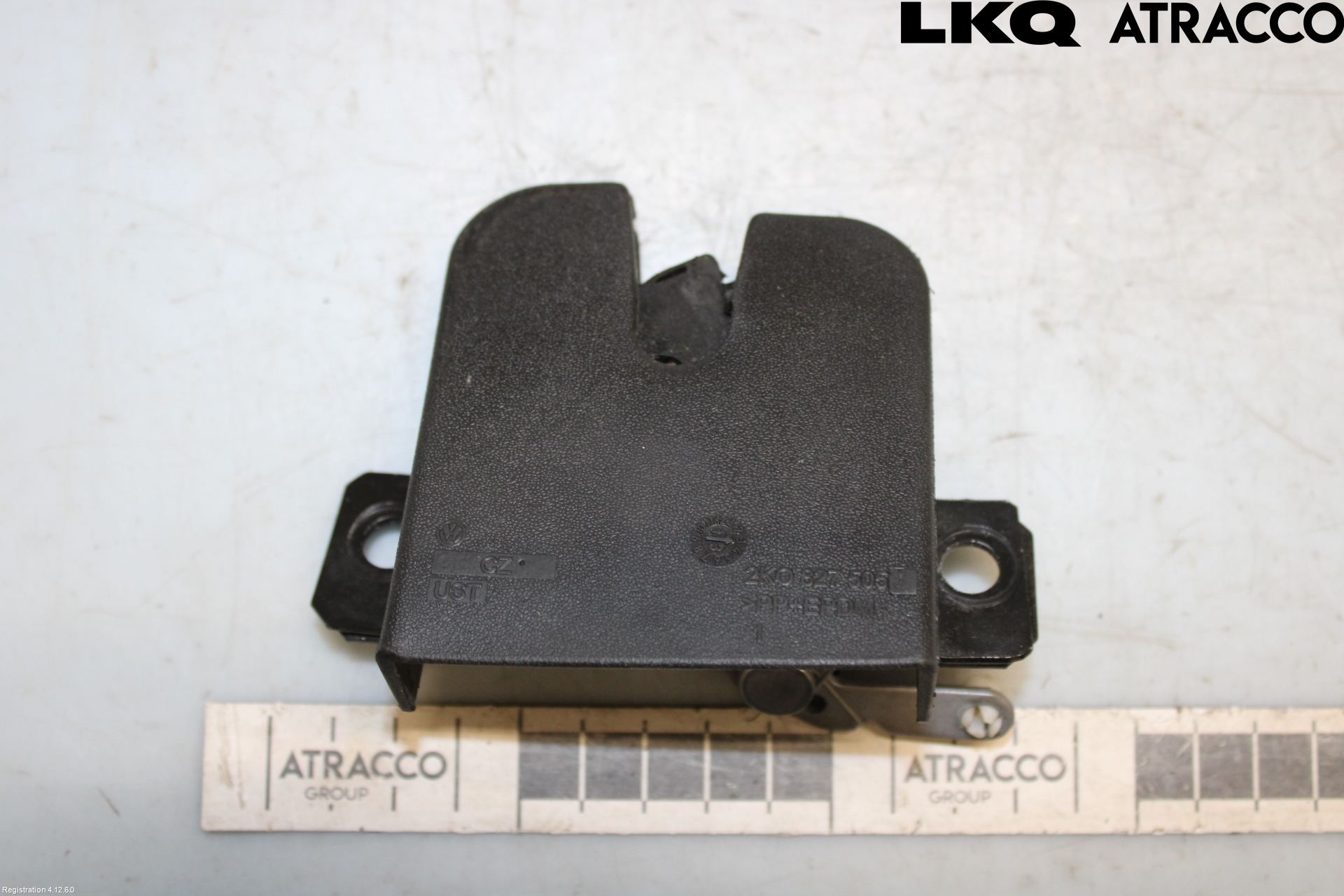 Volkswagen VW CADDY 11-15 Låskista Baklucka