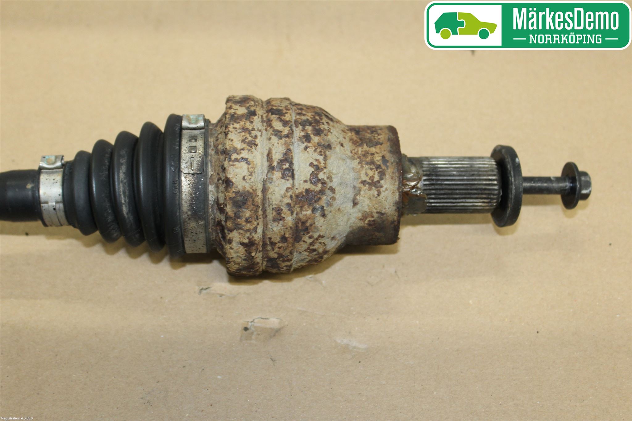 Volvo XC70 05-07 Drivaxel Bak Vänster