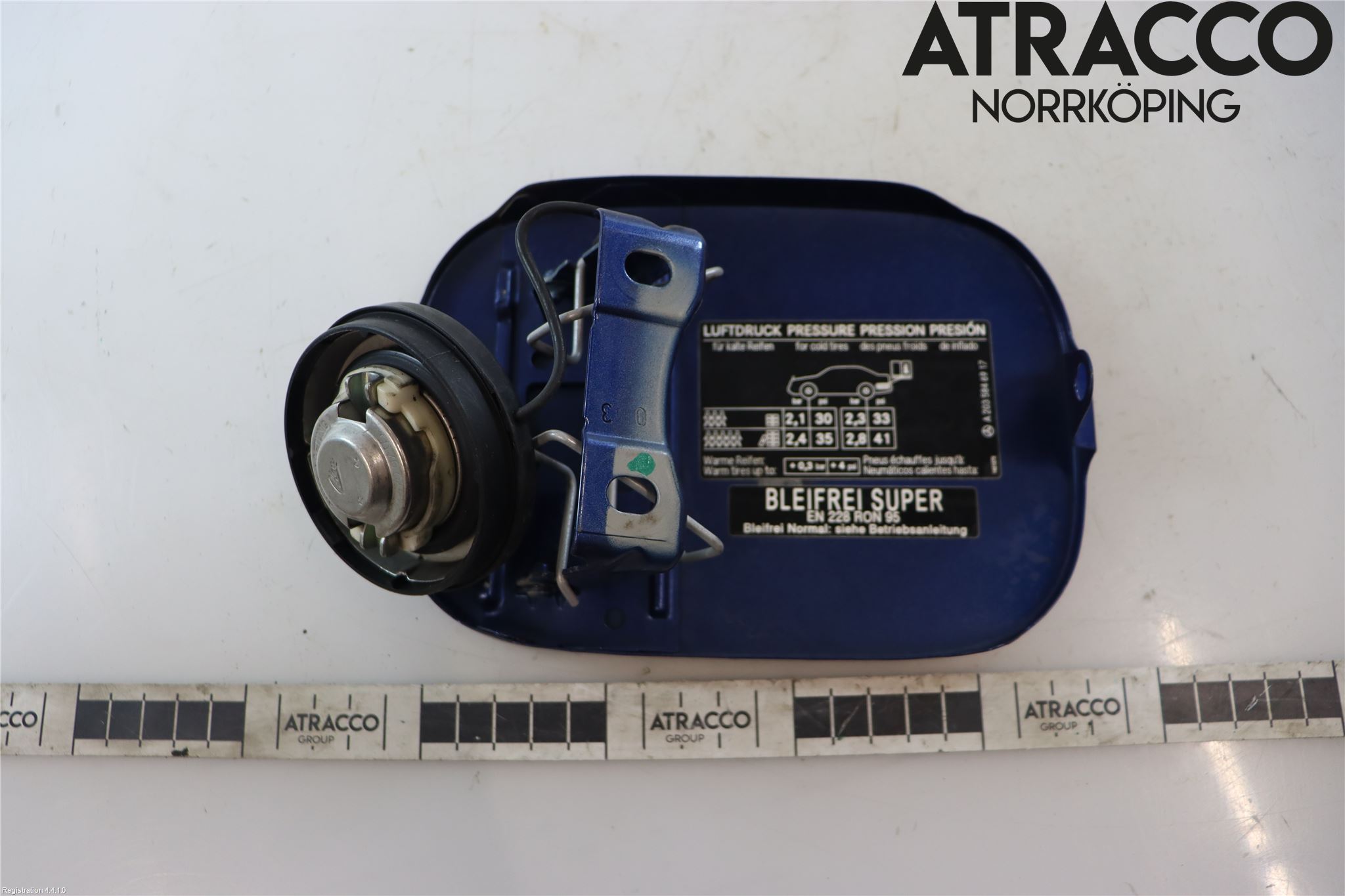Mercedes-Benz MB C (203) 00-07 Tanklucka