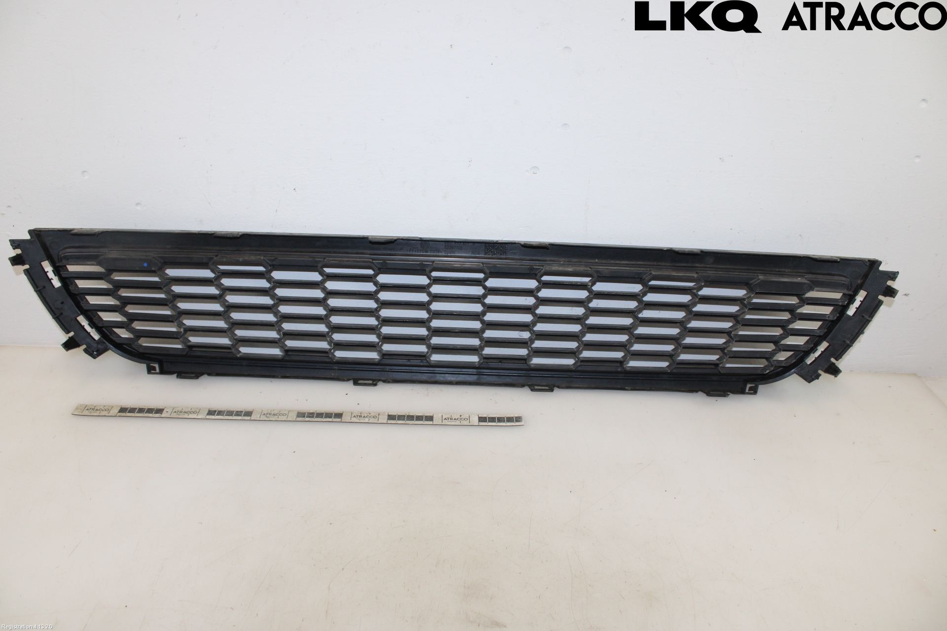 Volkswagen VW POLO 10-17 Grilldel Mitt