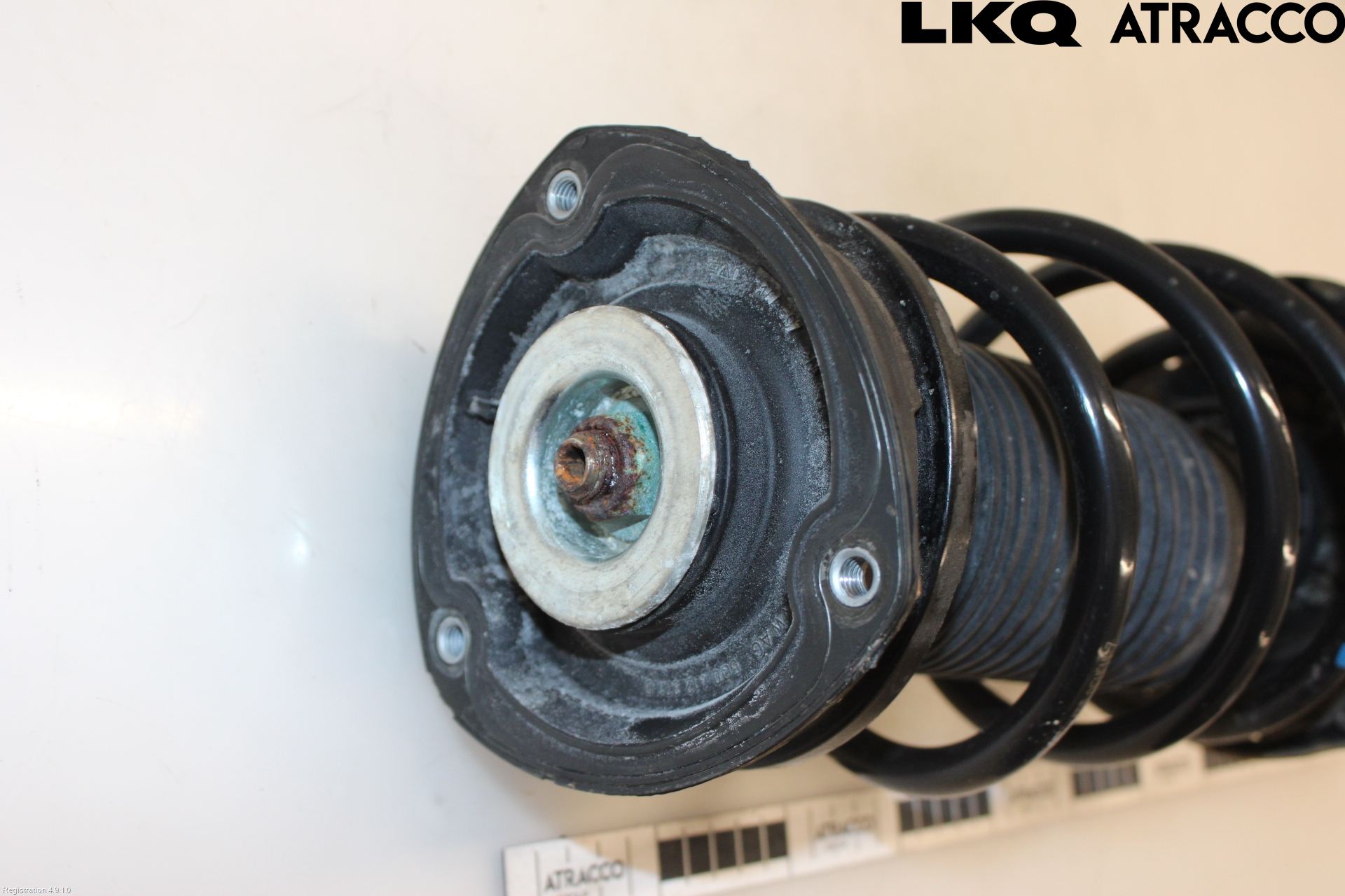 Volkswagen VW GOLF SPORTSVAN 15-20 Fjäderben Fram Höger