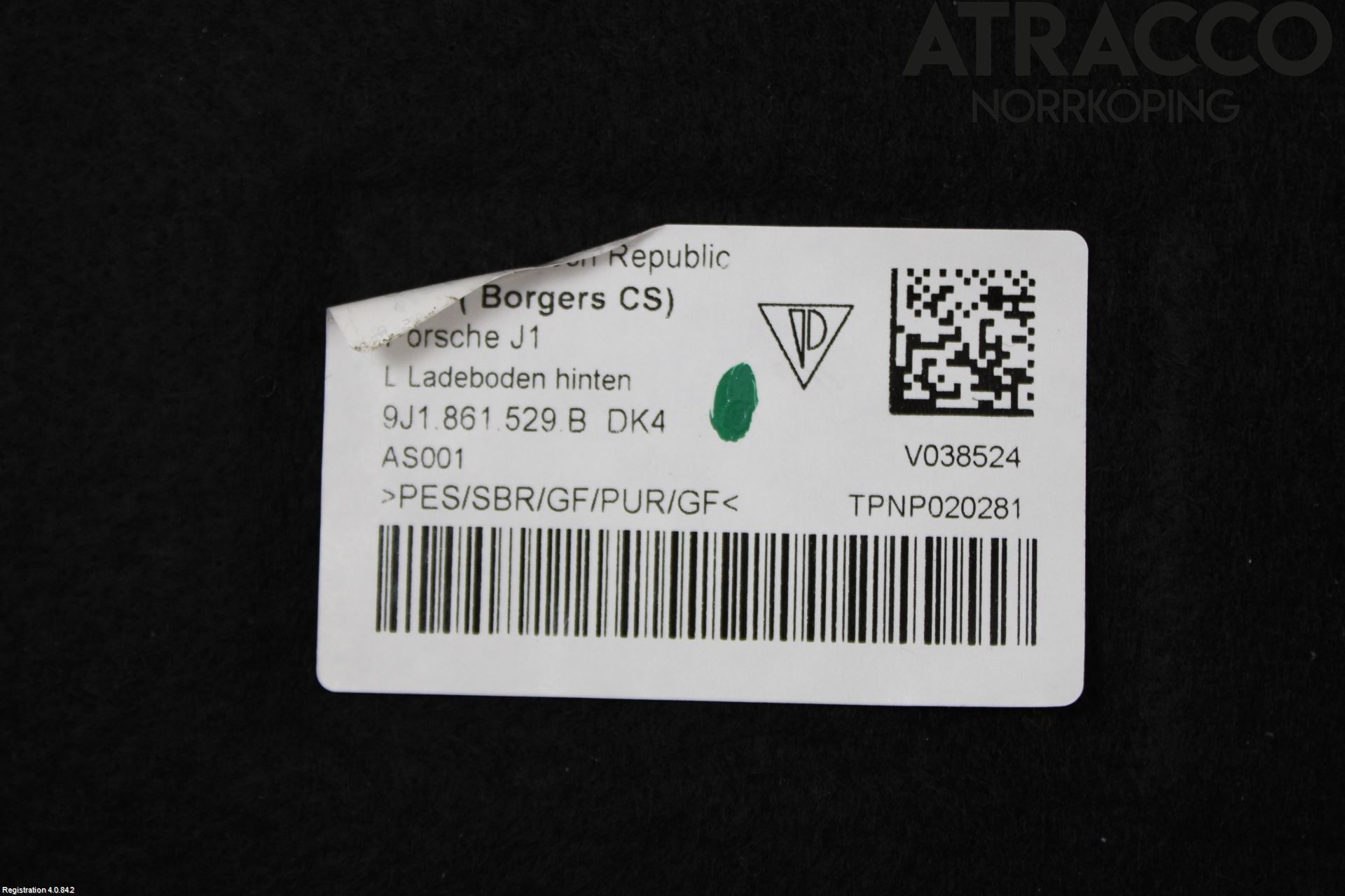 Audi E-TRON GT FW 21- Inrbagagerumklädsel-Golv