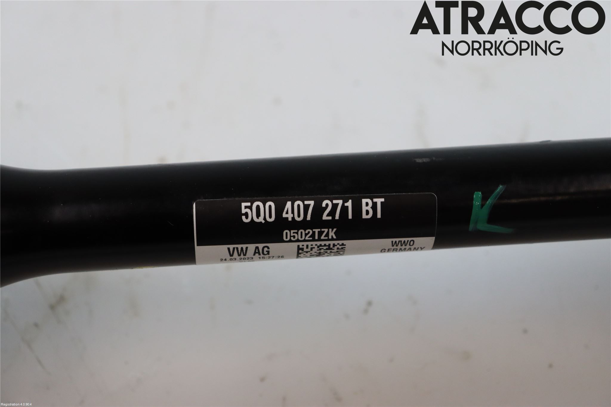 Volkswagen VW T-ROC 18- Drivaxel Fram Vänster