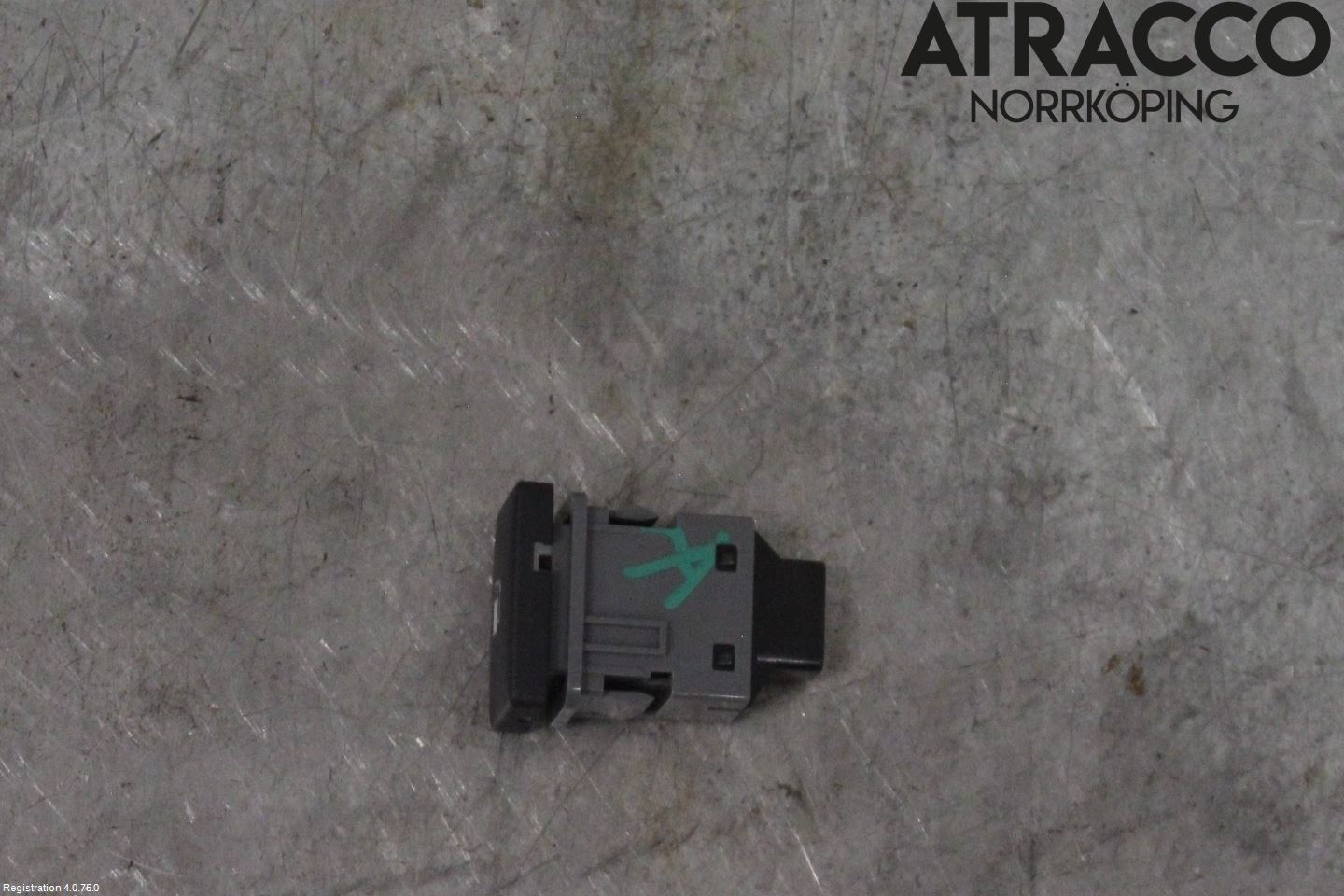 Toyota C-HR 16-23 Strömställare Tanklucka