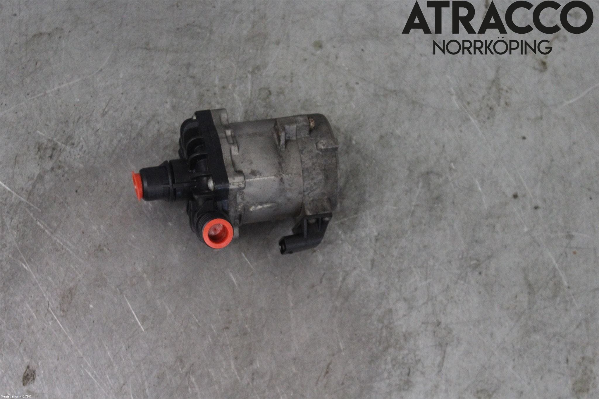 BMW 5 F10/F11/F18 09-17 Vattenpump