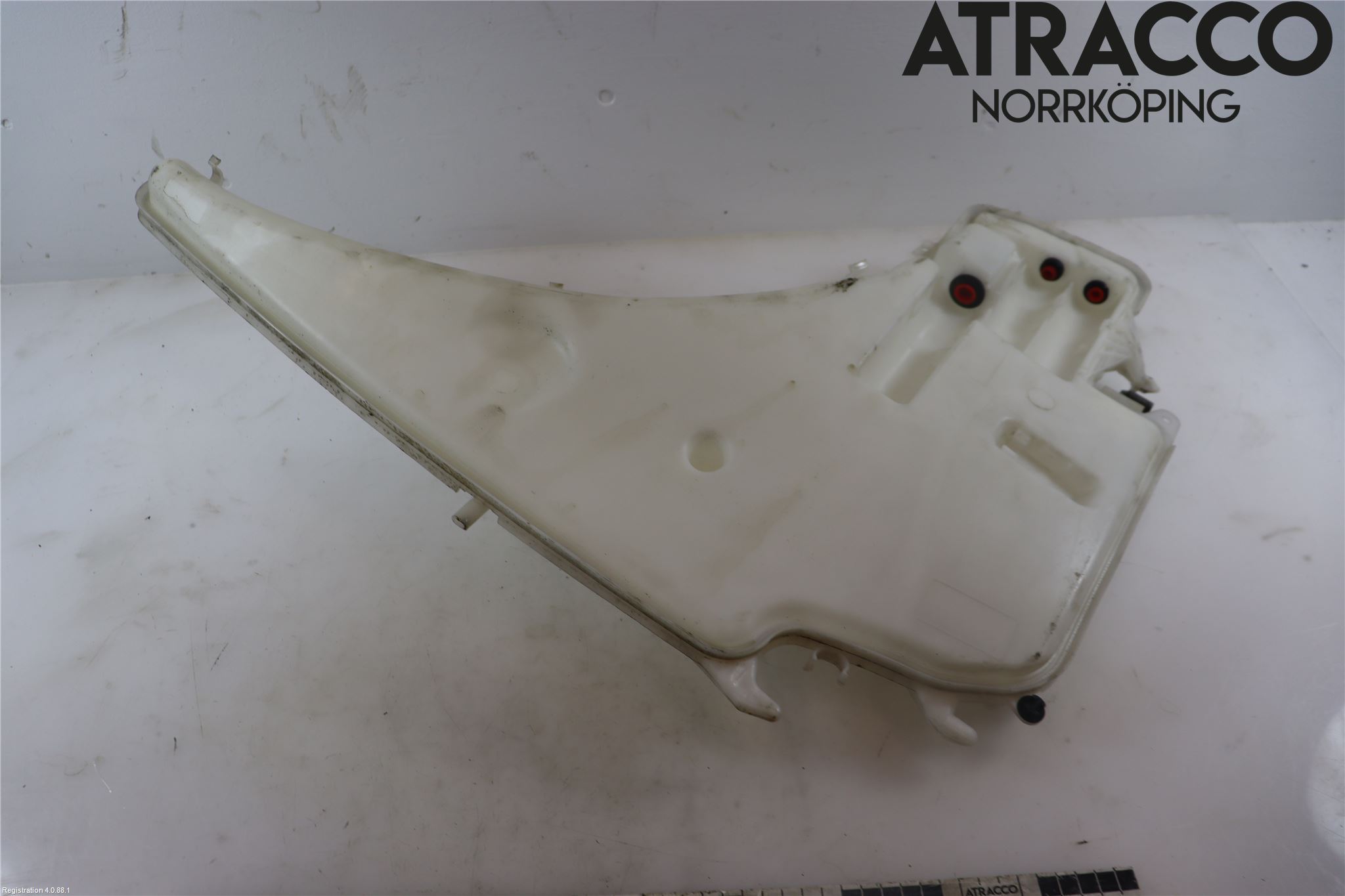 BMW 1 E87/81 5D/3D 03-11 Spolartank Vindruta-Strål