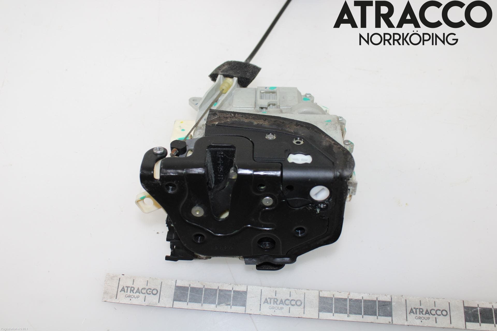 Audi A4/S4 08-11 Låskista-Dörrlås