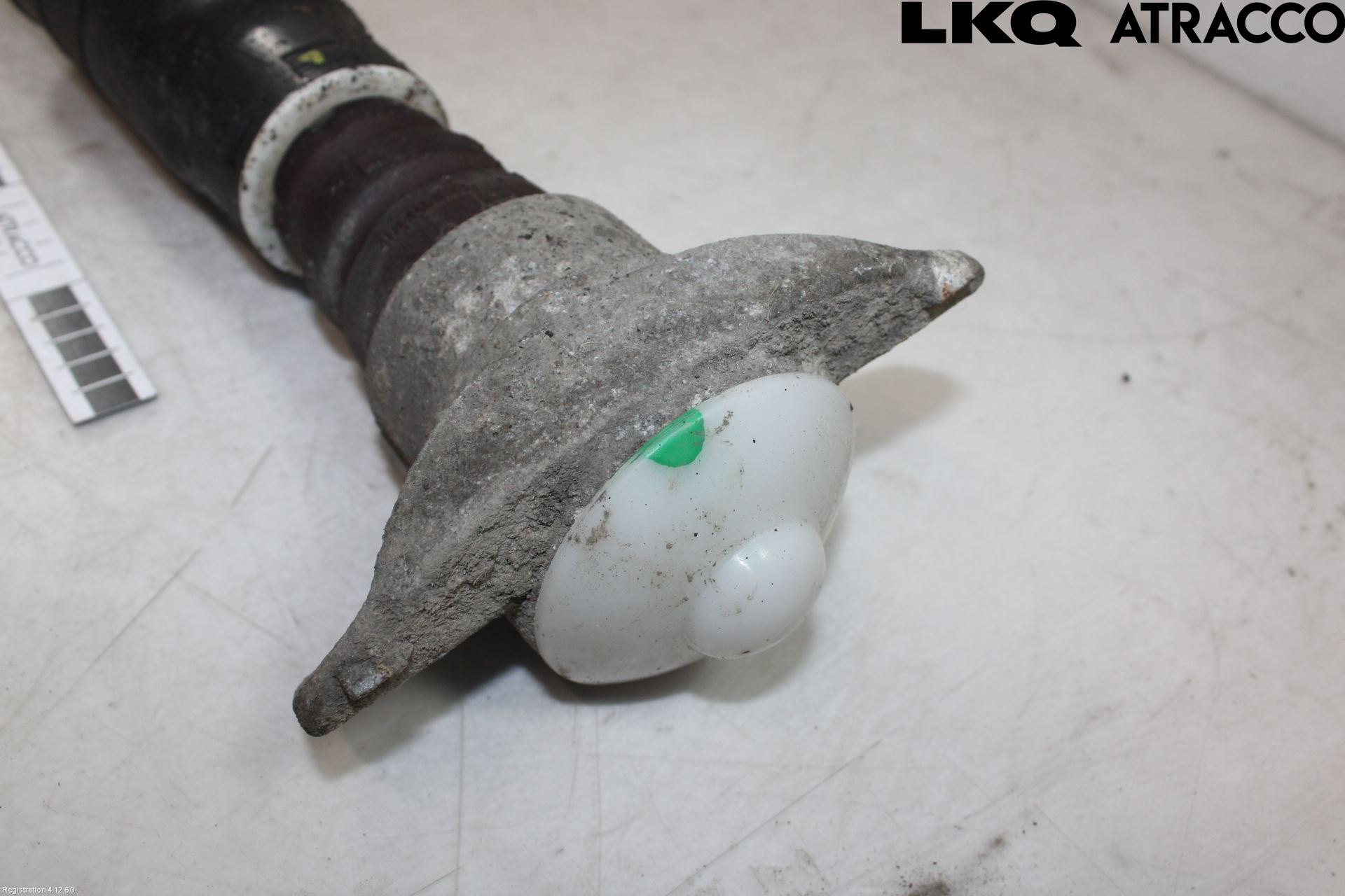 Audi A4/S4 B9 16-19 Stötdämpare Bak