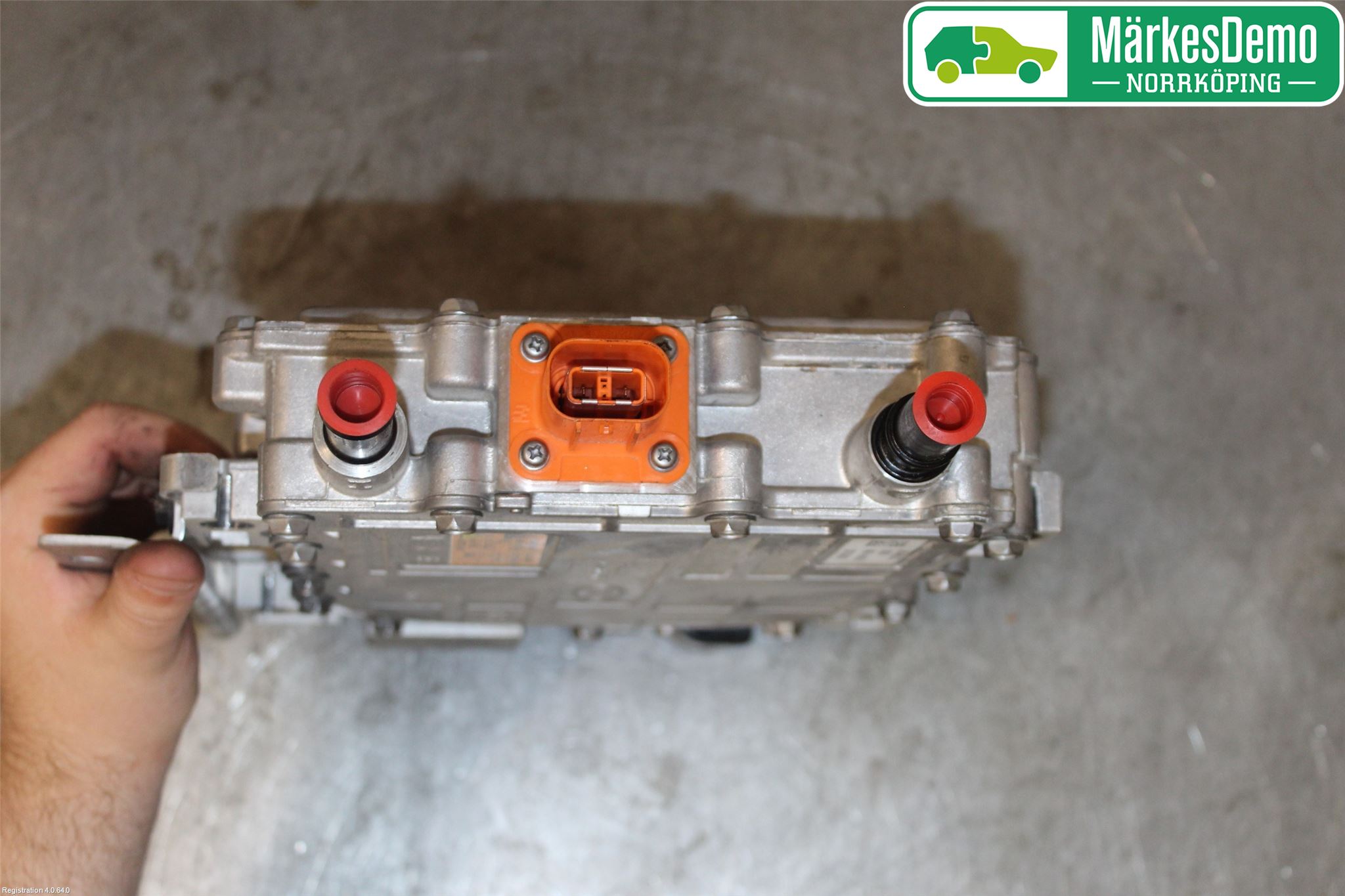 Jaguar I-PACE 18- Hybridconverter